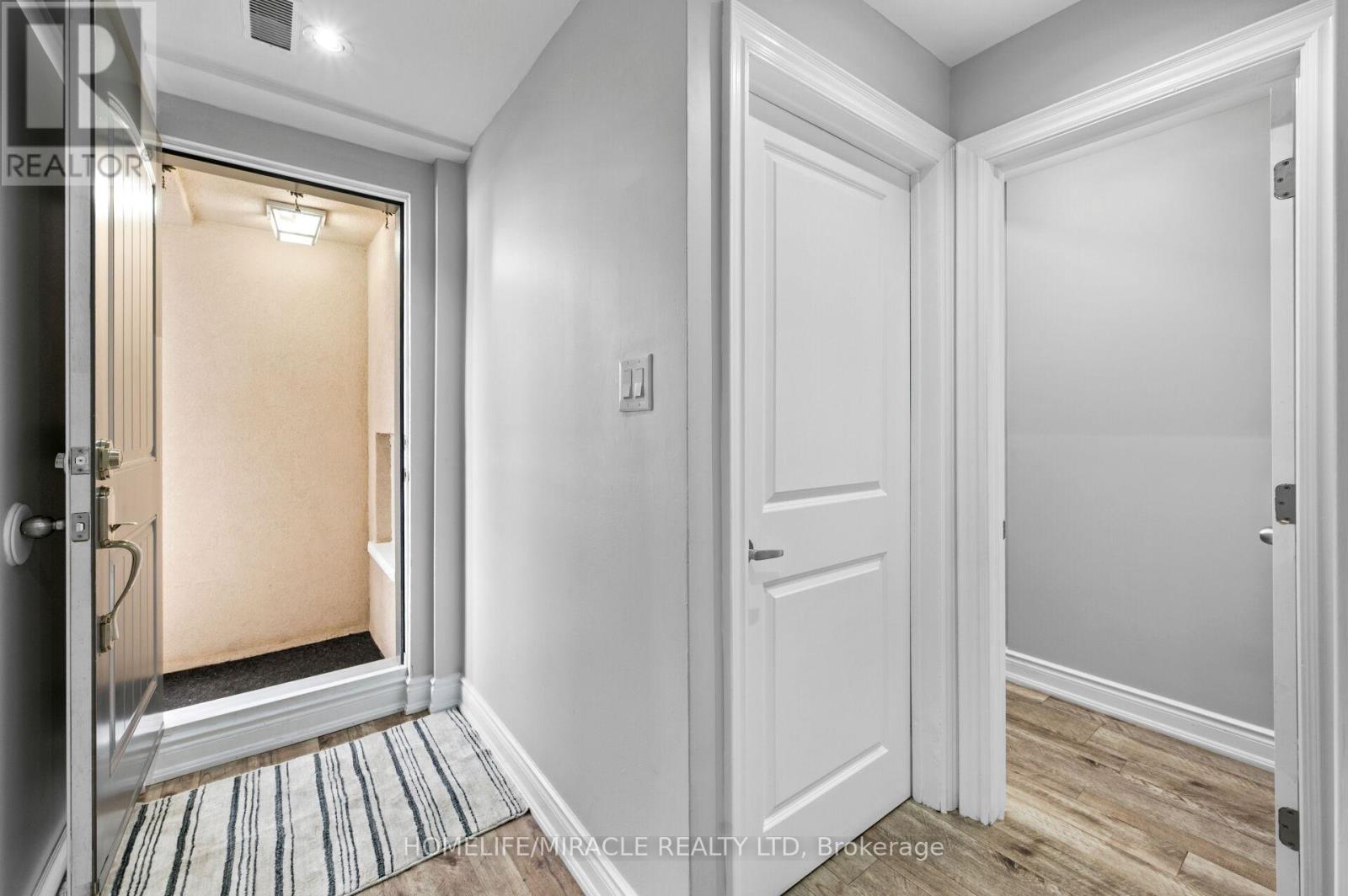 3 Agincourt Road, Vaughan, Ontario  L4L 2Z7 - Photo 32 - N12806048