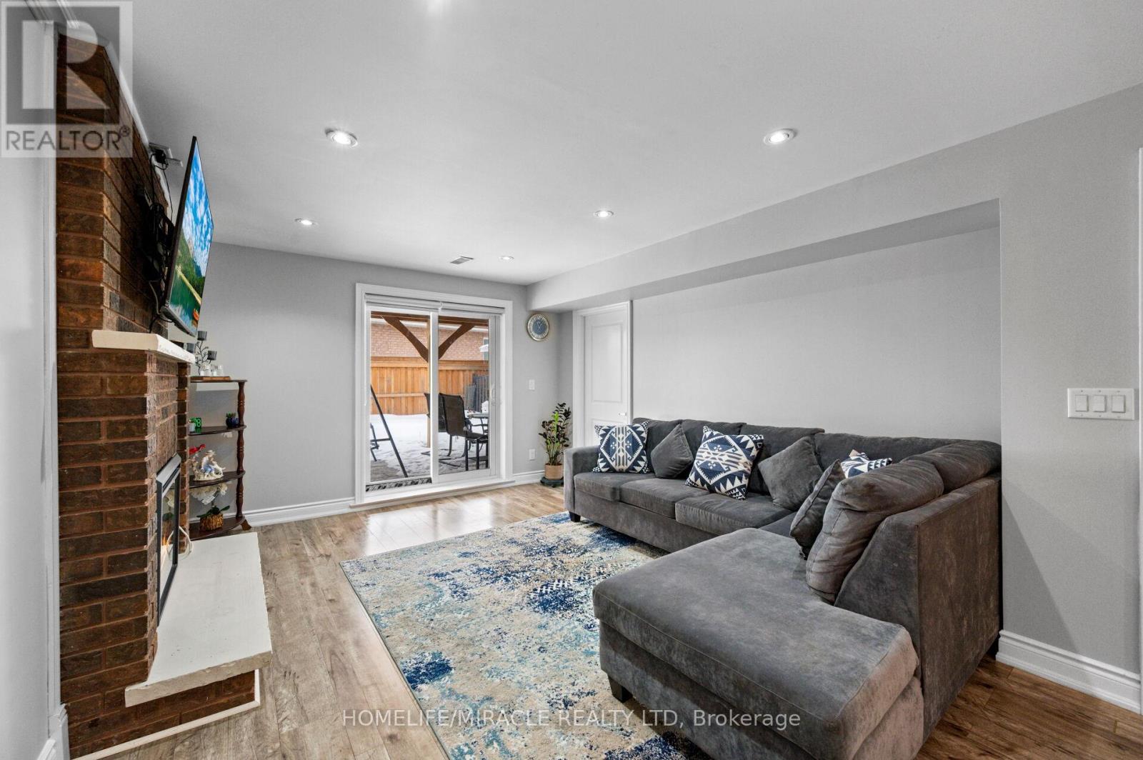 3 Agincourt Road, Vaughan, Ontario  L4L 2Z7 - Photo 36 - N12806048