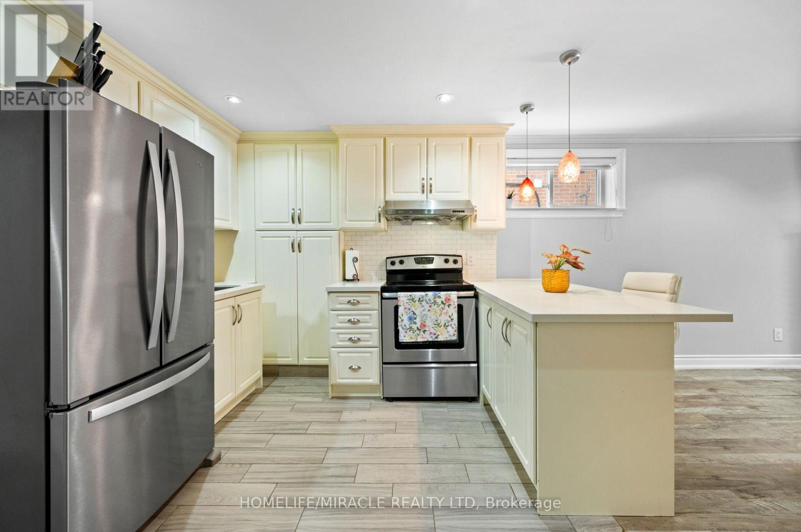 3 Agincourt Road, Vaughan, Ontario  L4L 2Z7 - Photo 38 - N12806048