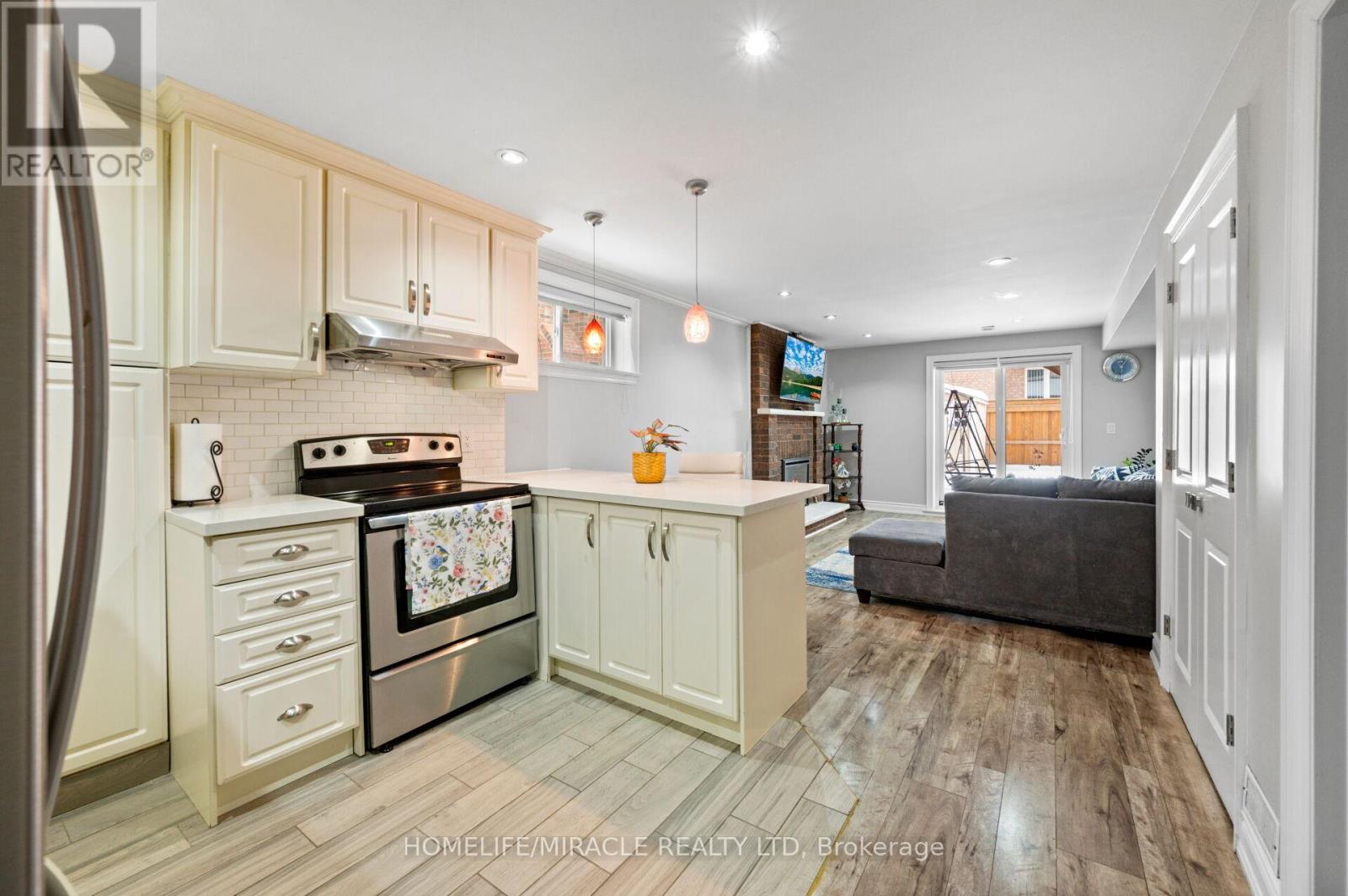 3 Agincourt Road, Vaughan, Ontario  L4L 2Z7 - Photo 40 - N12806048