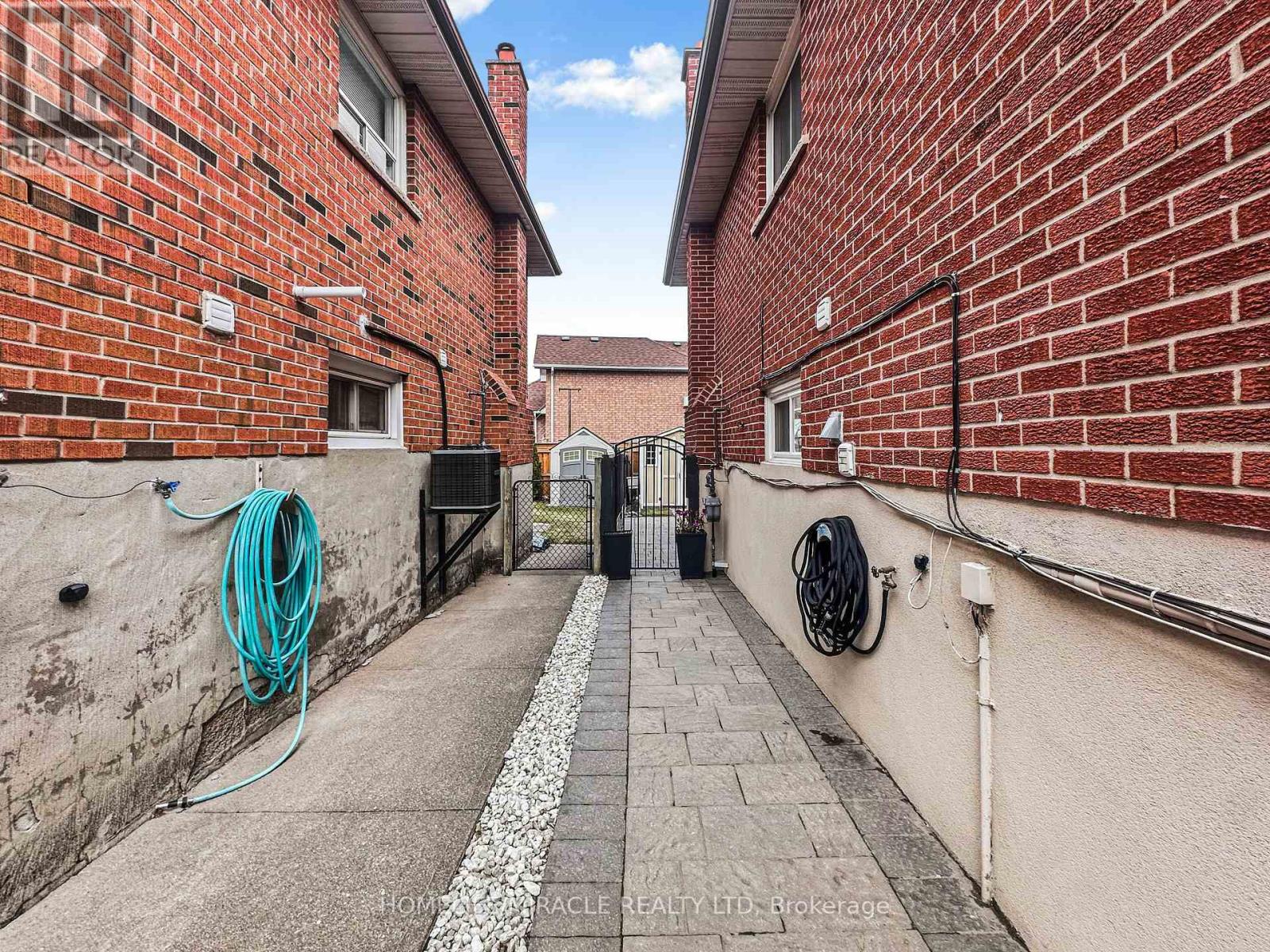 3 Agincourt Road, Vaughan, Ontario  L4L 2Z7 - Photo 48 - N12806048