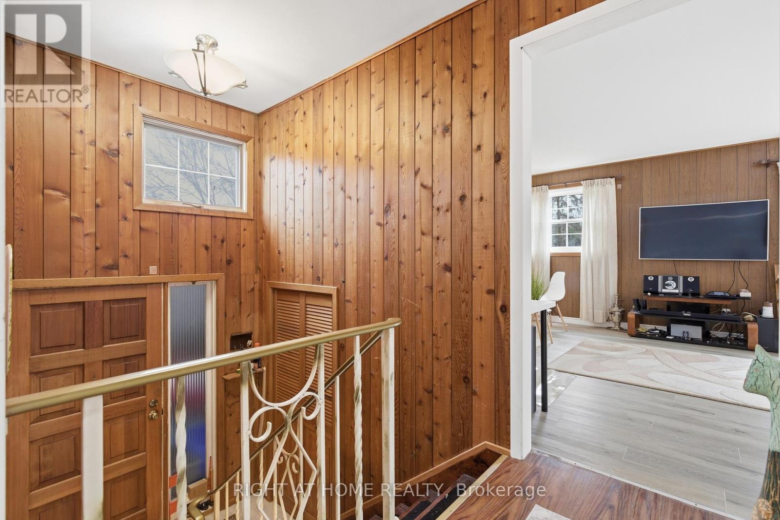 313 Bowen Road, Fort Erie, Ontario  L2A 2Z1 - Photo 5 - X12923200