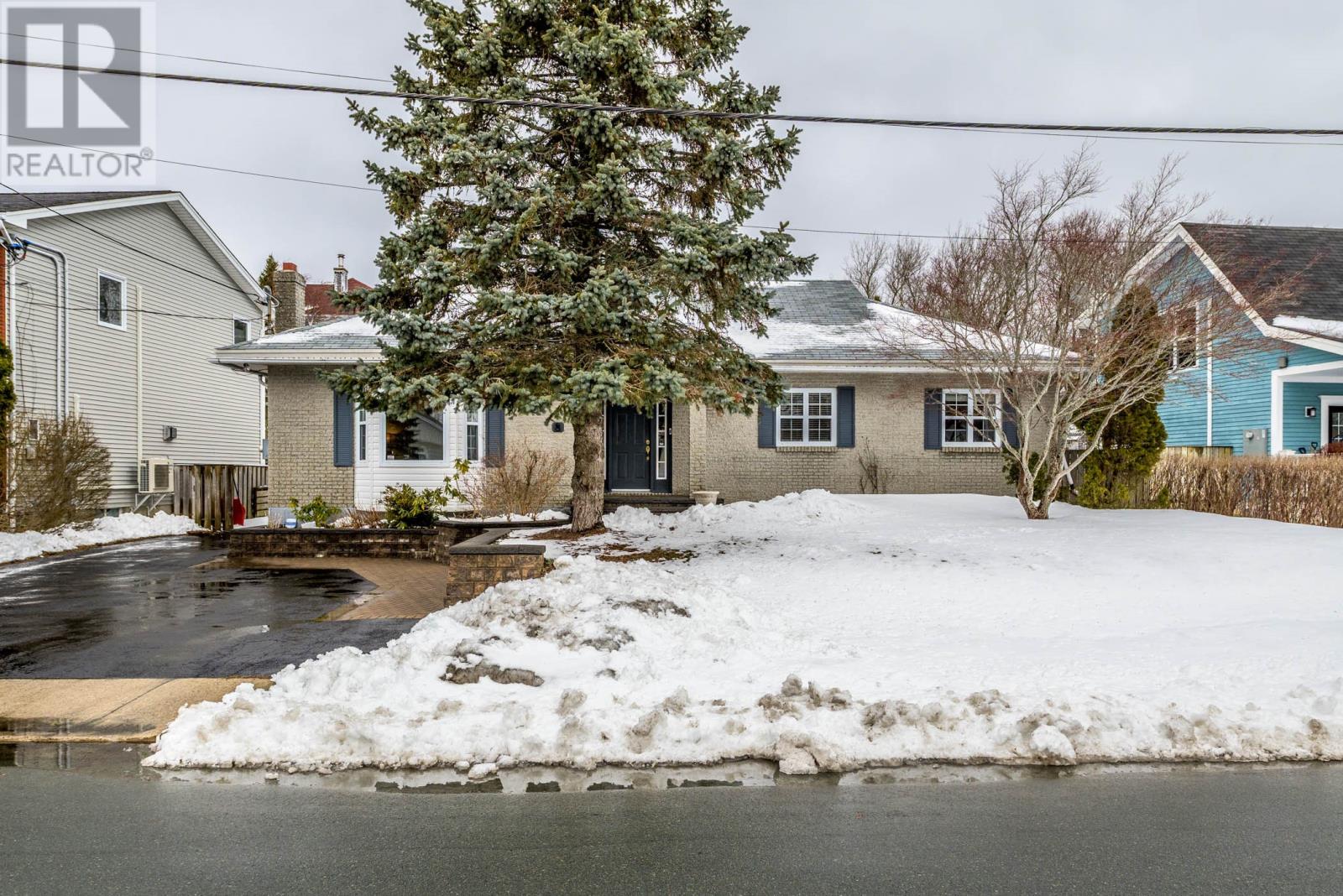 8 Gooseberry Lane, St. John's, Newfoundland & Labrador  A1B 1Y4 - Photo 2 - 1295482