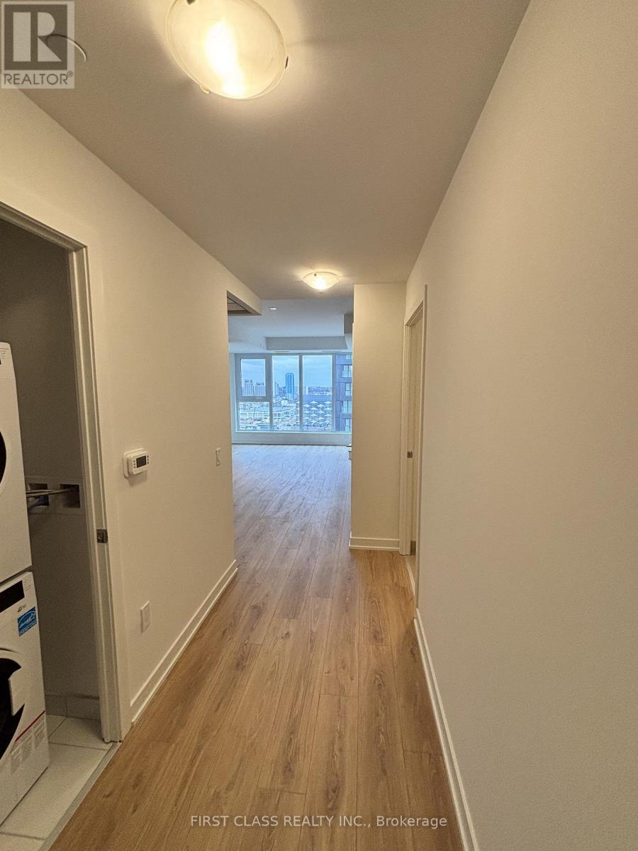 2010 - 1 Quarrington Lane, Toronto, Ontario  M3C 1H7 - Photo 9 - C12927838