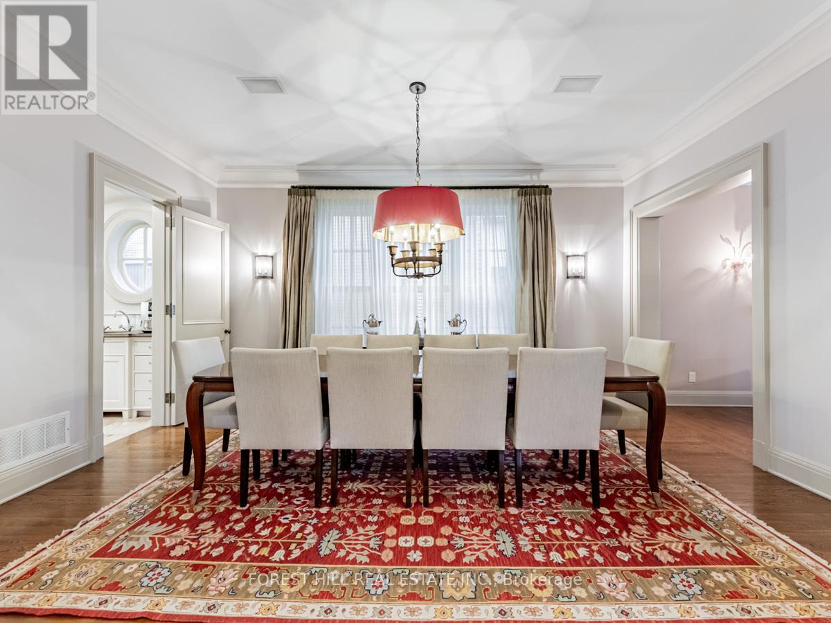 1 Burton Road, Toronto, Ontario  M5P 1T6 - Photo 11 - C12927954