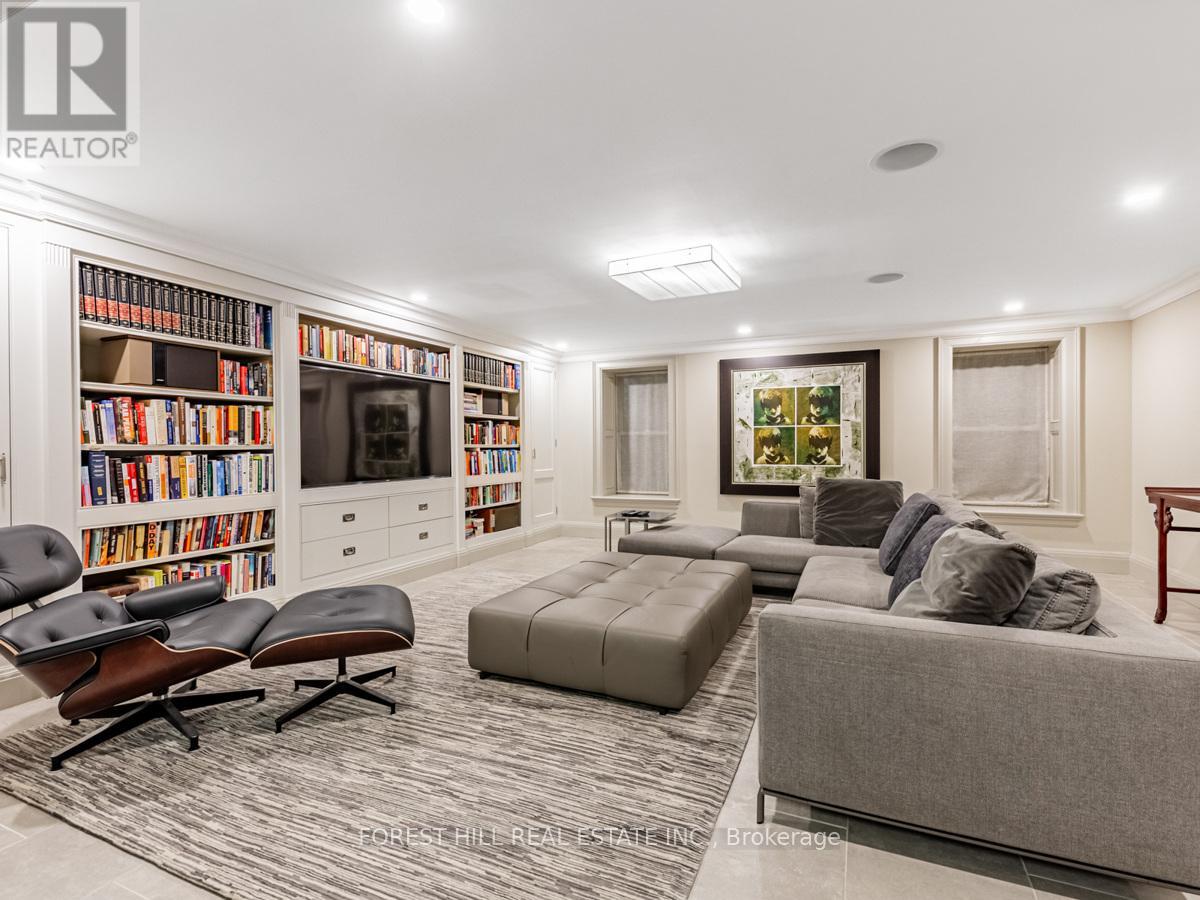 1 Burton Road, Toronto, Ontario  M5P 1T6 - Photo 40 - C12927954