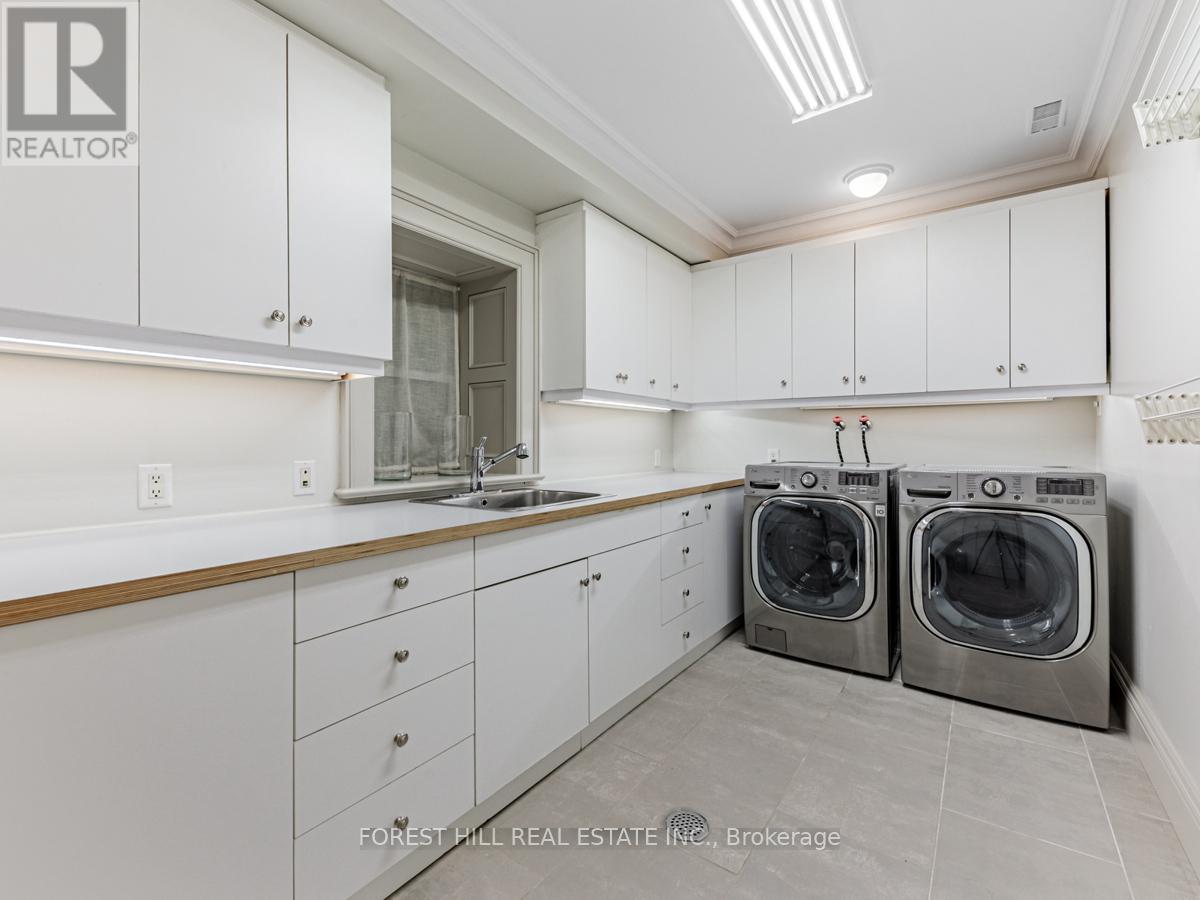 1 Burton Road, Toronto, Ontario  M5P 1T6 - Photo 42 - C12927954