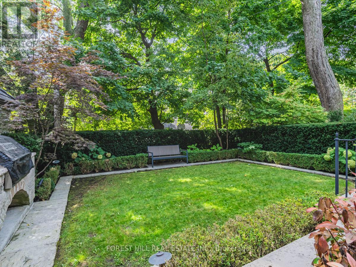 1 Burton Road, Toronto, Ontario  M5P 1T6 - Photo 47 - C12927954