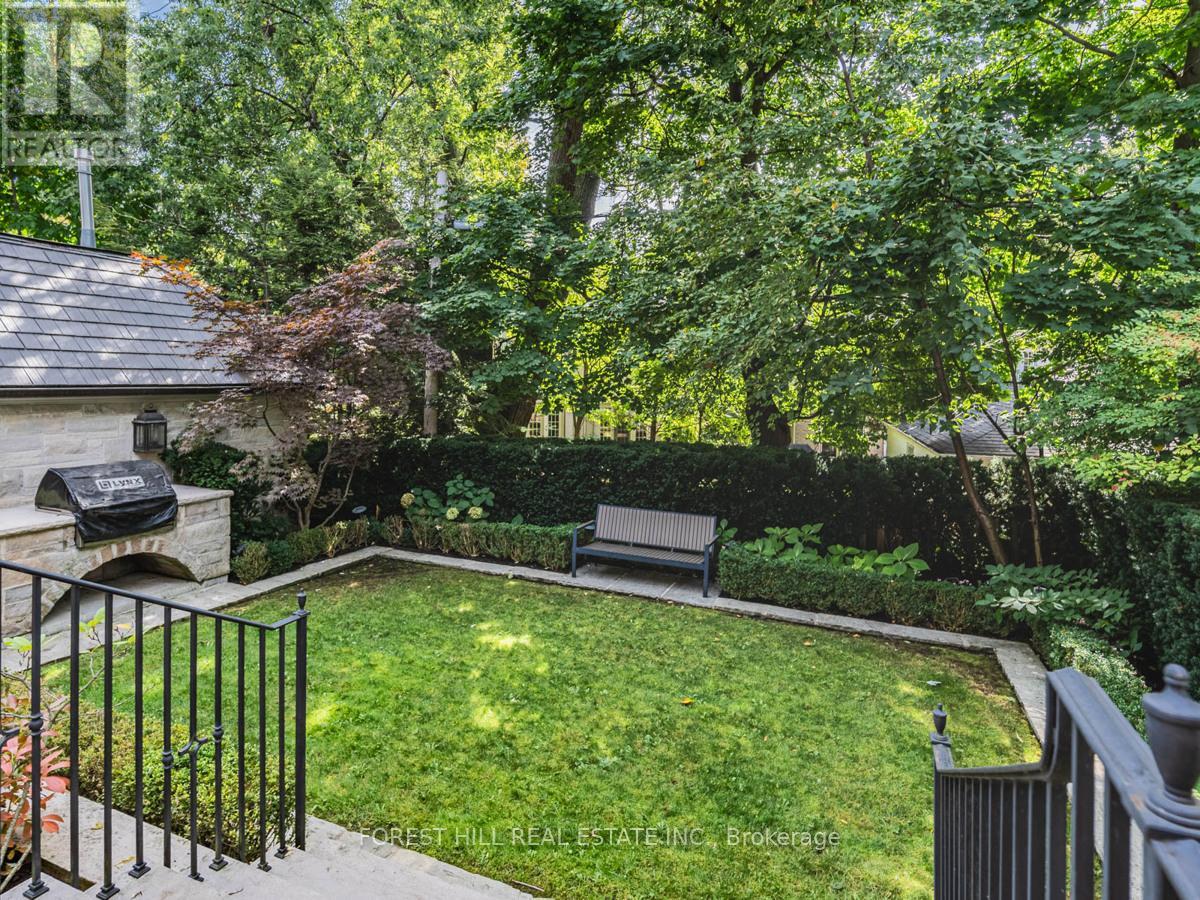 1 Burton Road, Toronto, Ontario  M5P 1T6 - Photo 48 - C12927954