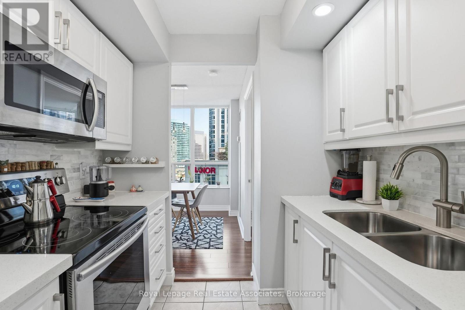 1005 - 5 Northtown Way, Toronto, Ontario  M2N 7A1 - Photo 13 - C12928014