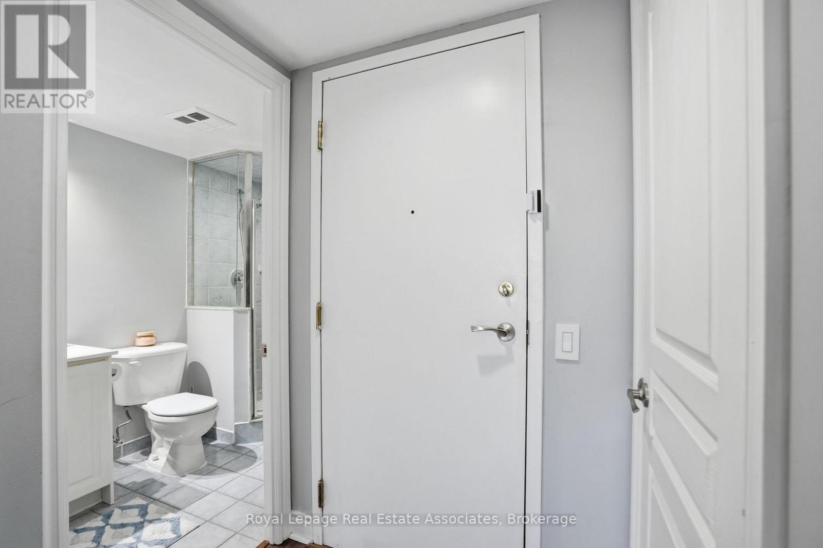 1005 - 5 Northtown Way, Toronto, Ontario  M2N 7A1 - Photo 7 - C12928014