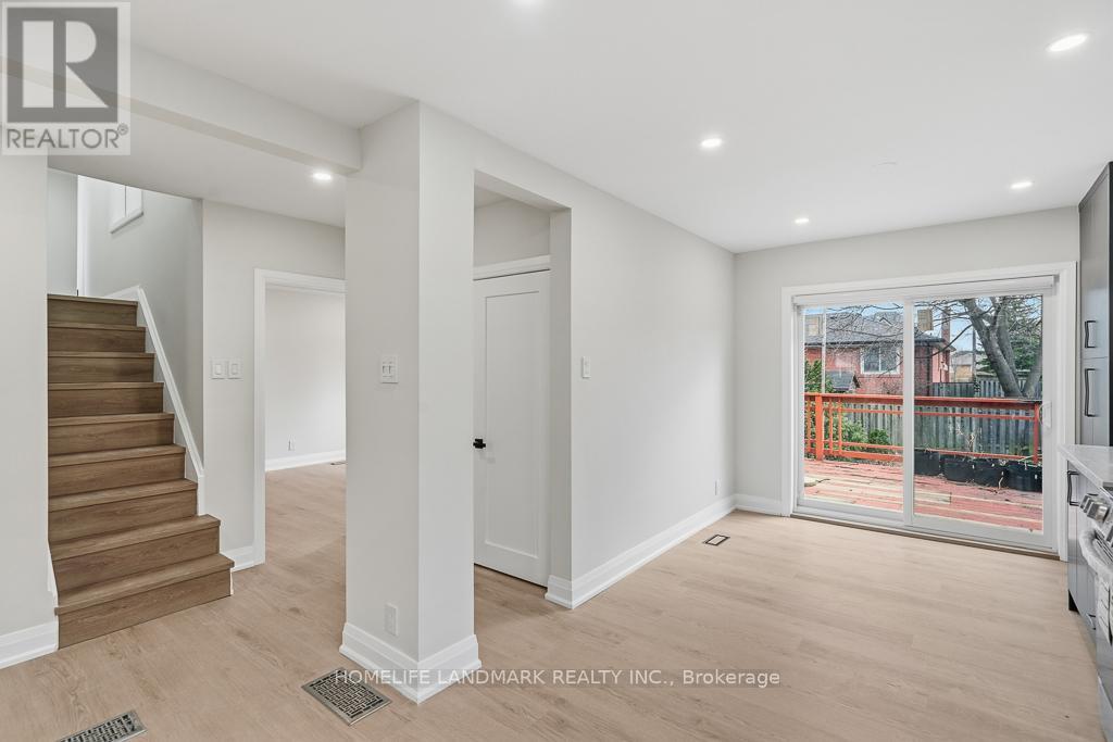 Main - 135 Waterloo Avenue, Toronto, Ontario  M3H 3Y7 - Photo 11 - C12928032