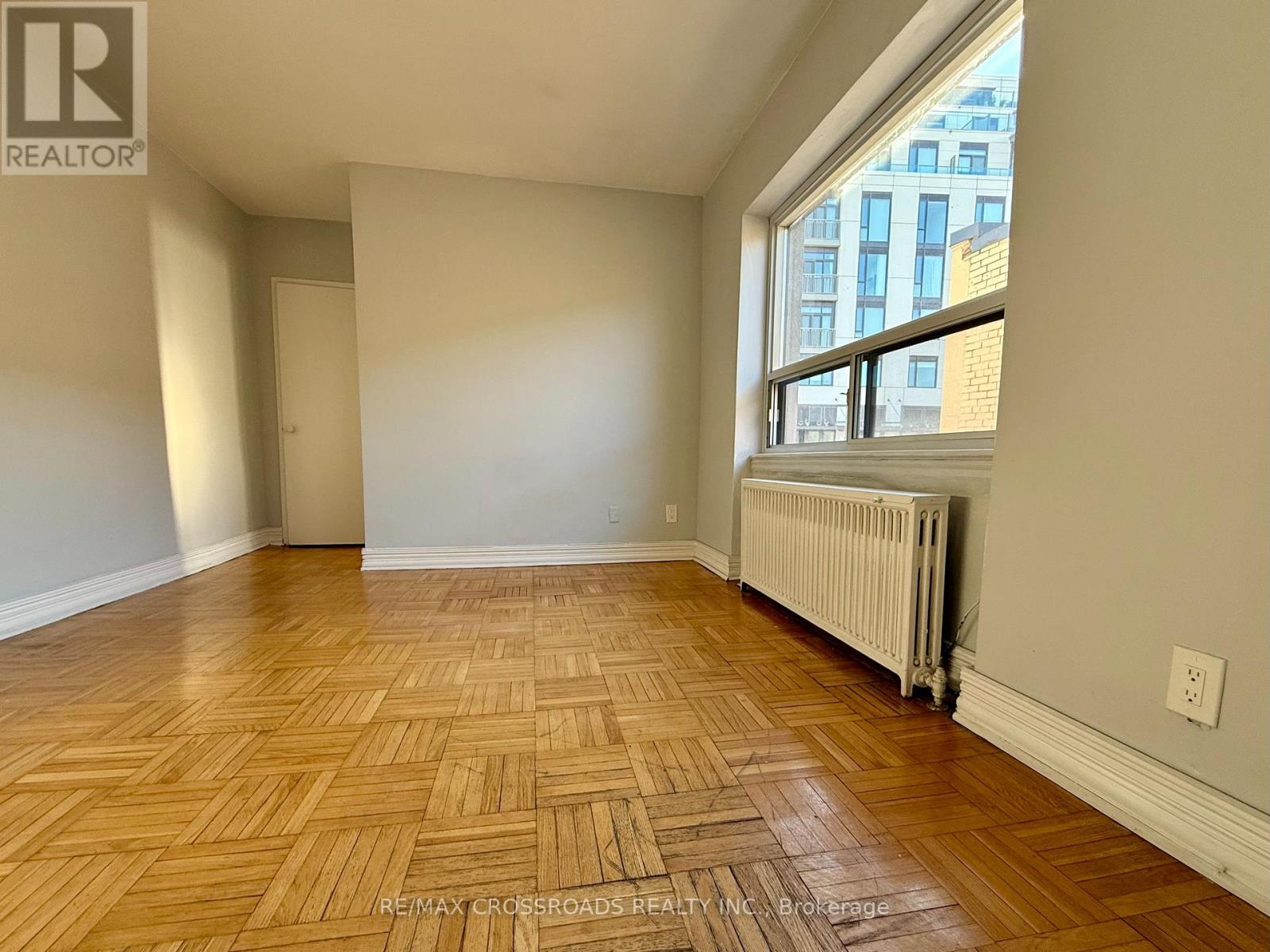 113 - 2770 Yonge Street, Toronto, Ontario  M4N 2J3 - Photo 2 - C12928042