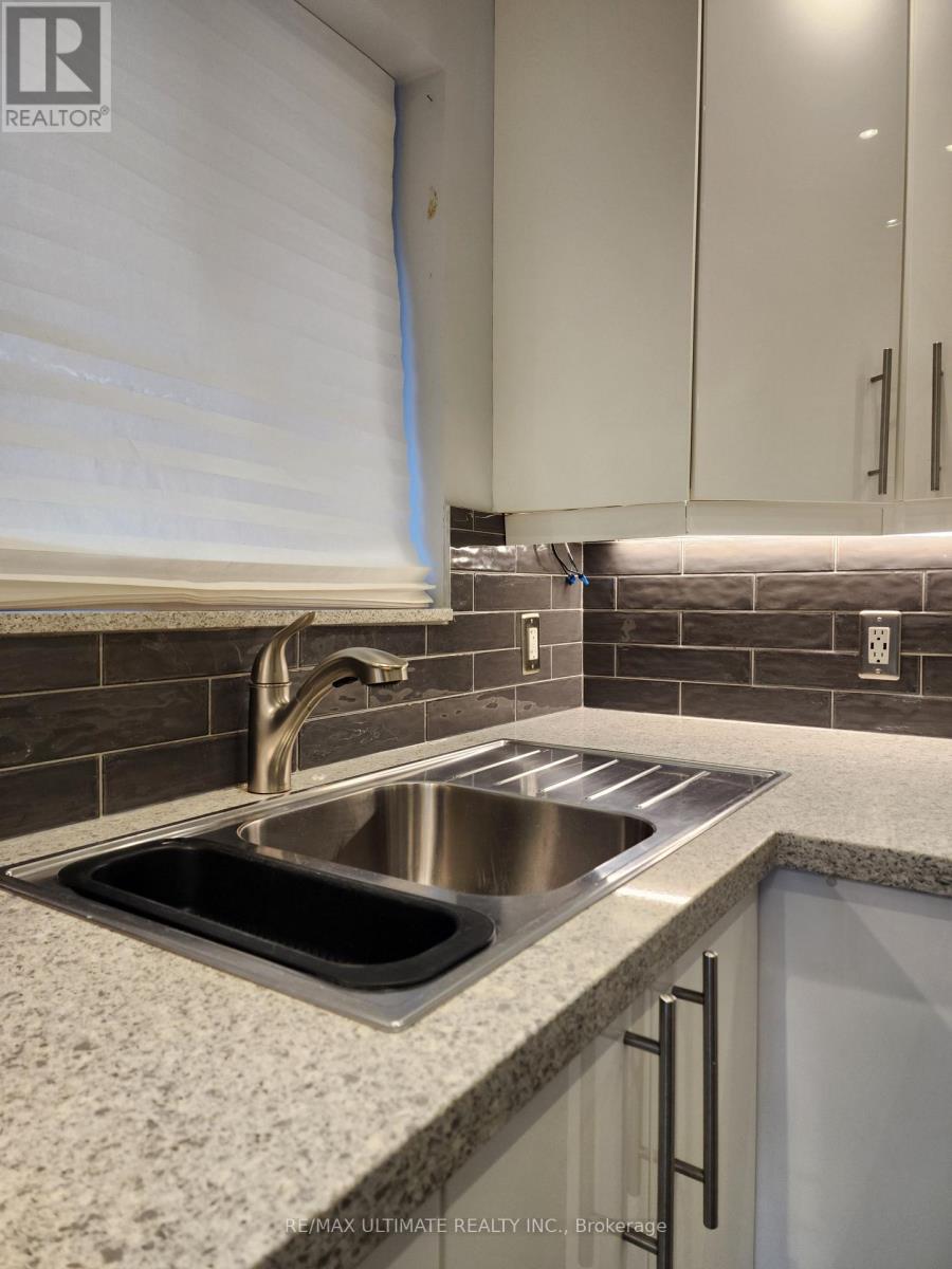 Main - 4 Gaylord Drive, Toronto, Ontario  M1R 1C1 - Photo 7 - E12927798