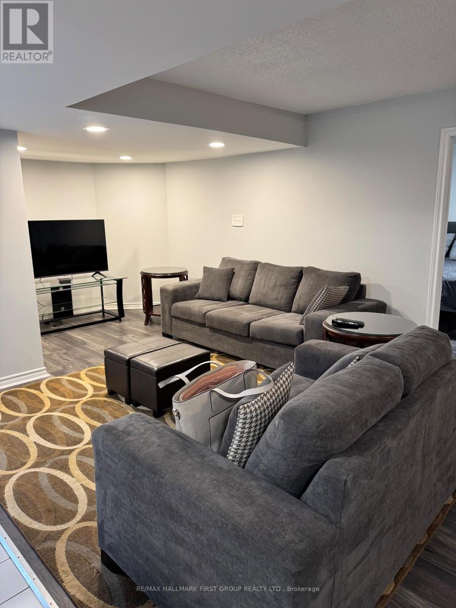 Lower - 1385 Ferncliff Circle, Pickering, Ontario  L1X 2N9 - Photo 5 - E12927888