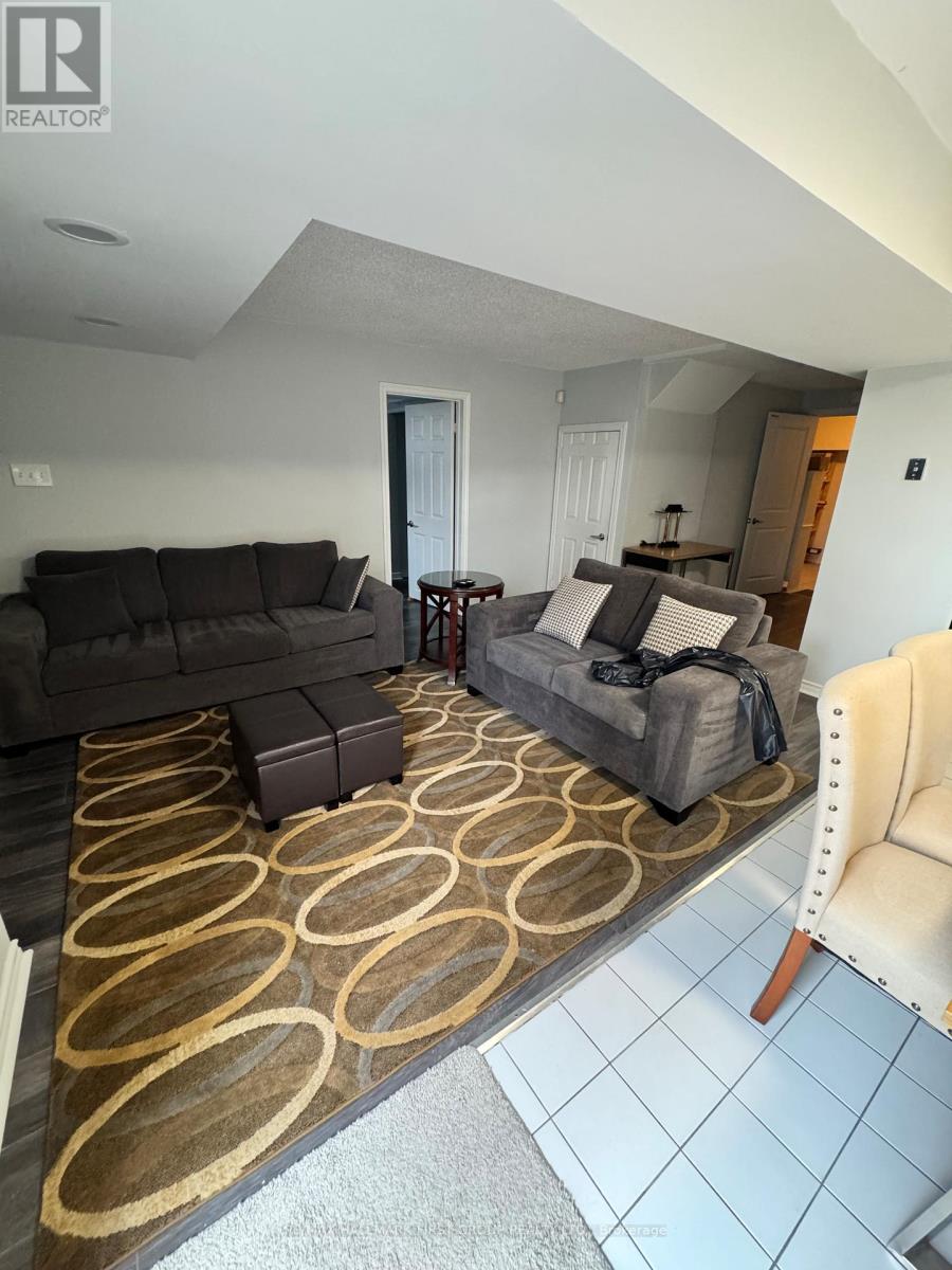 Lower - 1385 Ferncliff Circle, Pickering, Ontario  L1X 2N9 - Photo 6 - E12927888