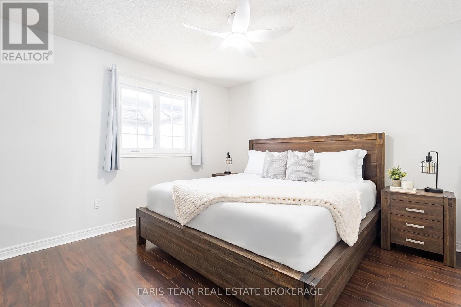 1004 Leslie Drive, Innisfil, Ontario  L9S 2B2 - Photo 12 - N12927792