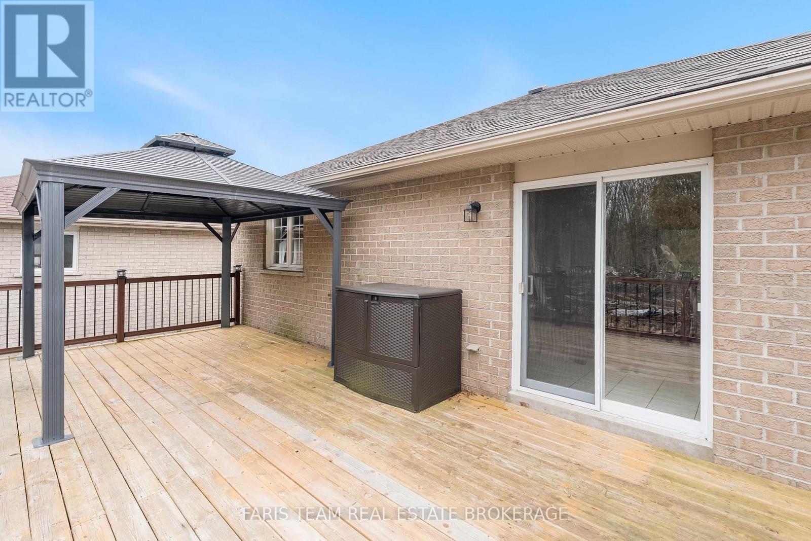 1004 Leslie Drive, Innisfil, Ontario  L9S 2B2 - Photo 27 - N12927792