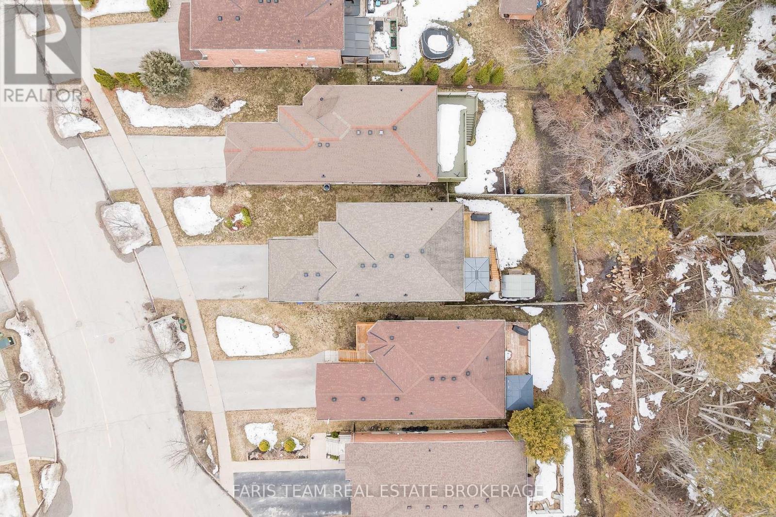 1004 Leslie Drive, Innisfil, Ontario  L9S 2B2 - Photo 33 - N12927792