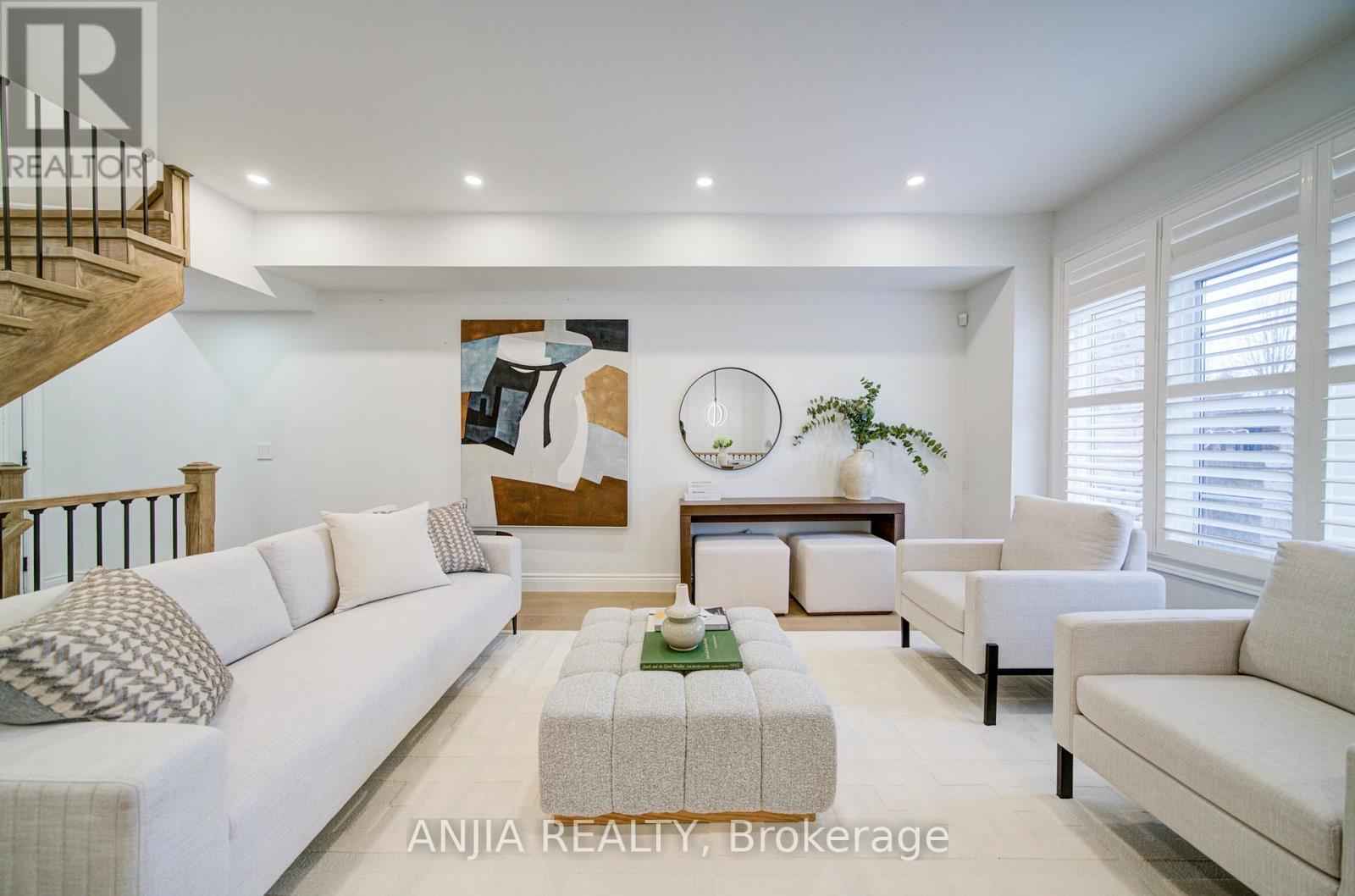 22 Kylemore Way, Markham, Ontario  L6C 0J9 - Photo 14 - N12927854