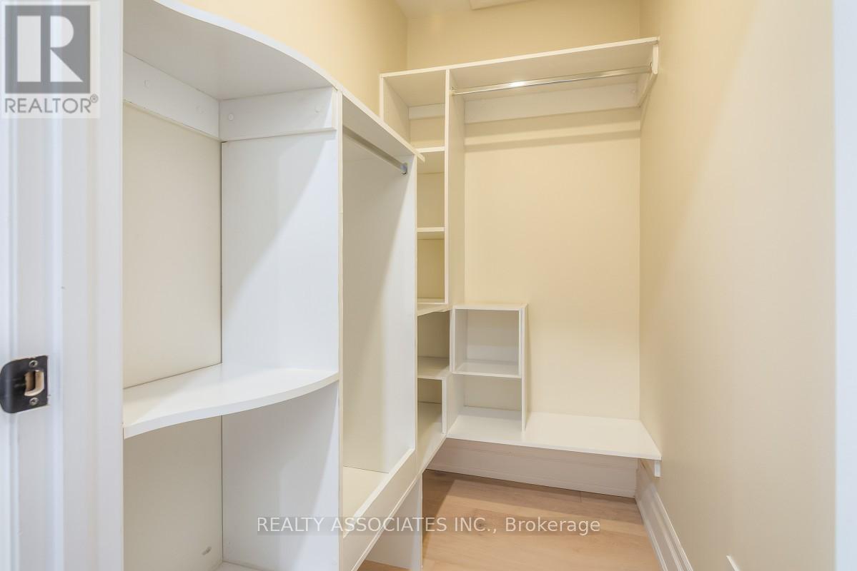 348 Miami Drive, Georgina, Ontario  L4P 2Z7 - Photo 17 - N12927860