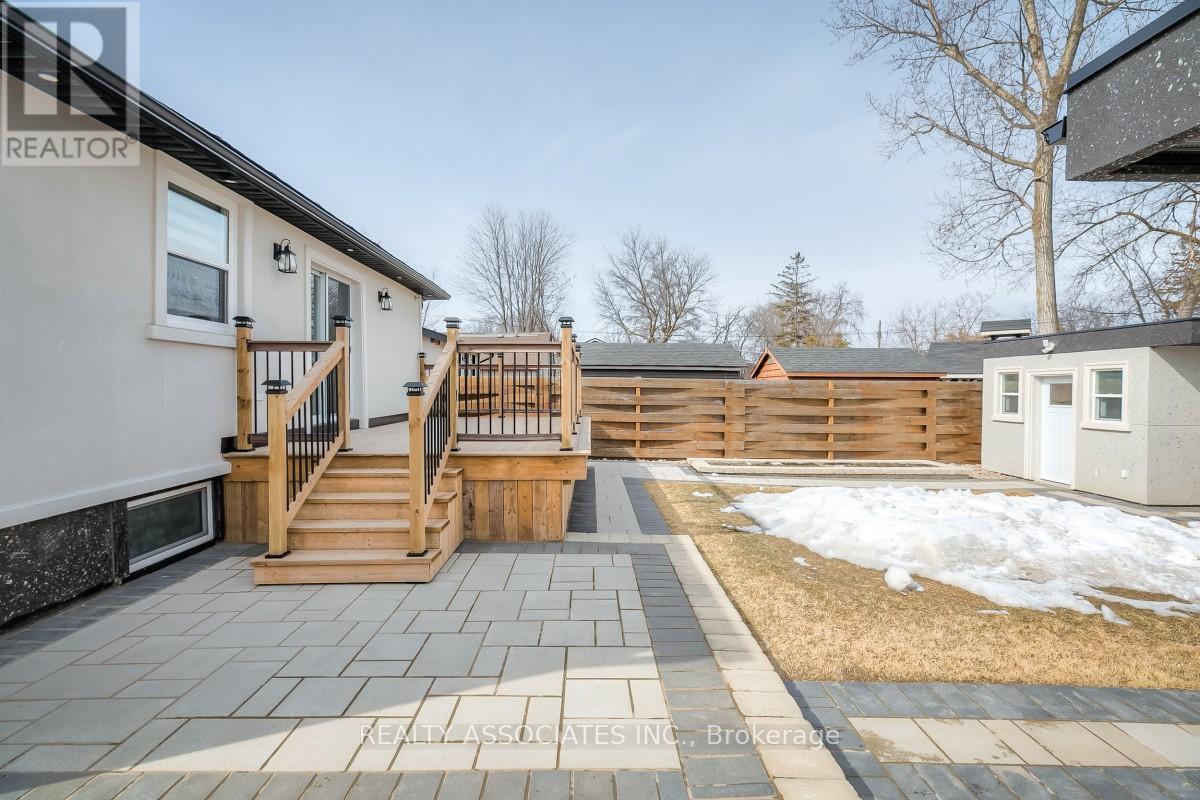 348 Miami Drive, Georgina, Ontario  L4P 2Z7 - Photo 38 - N12927860