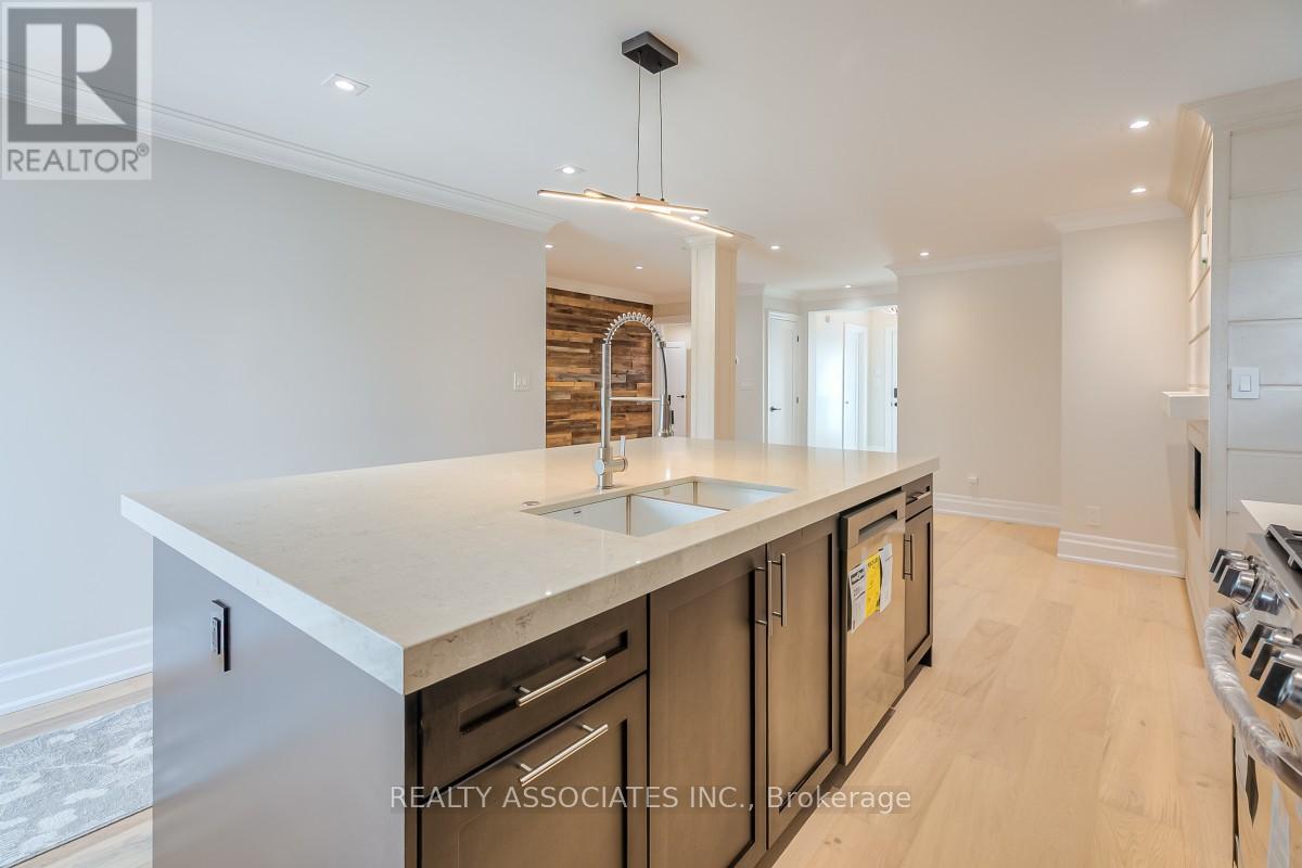 348 Miami Drive, Georgina, Ontario  L4P 2Z7 - Photo 9 - N12927860