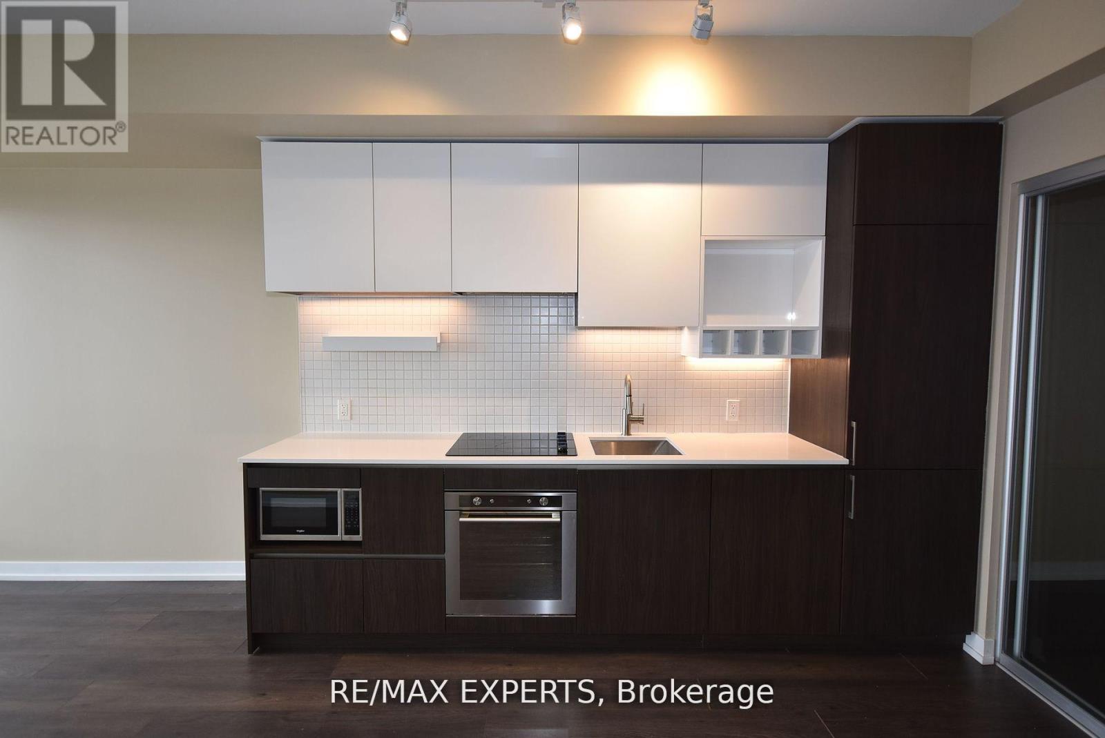 5905 - 5 Buttermill Avenue, Vaughan, Ontario  L4K 0J5 - Photo 11 - N12927868