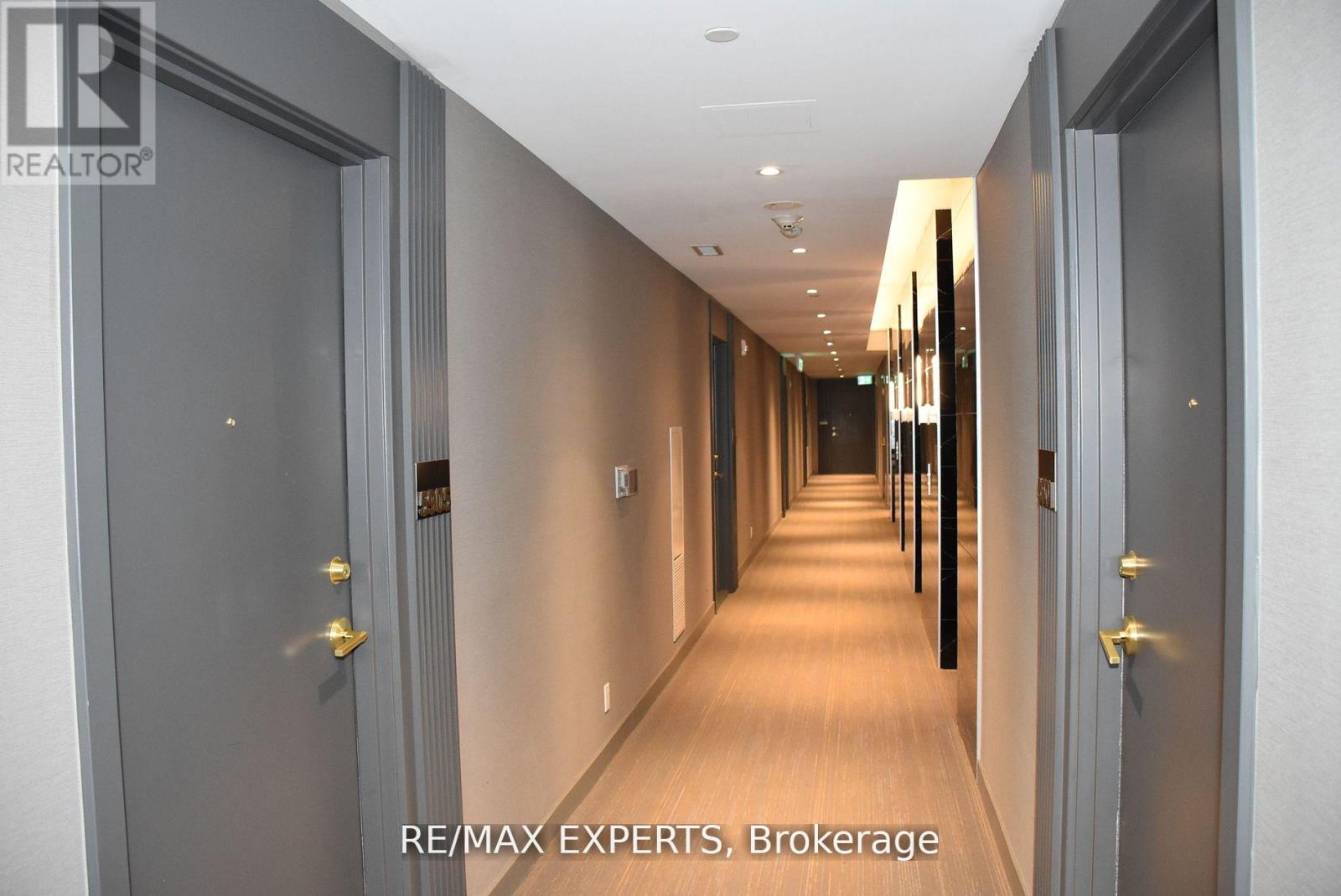 5905 - 5 Buttermill Avenue, Vaughan, Ontario  L4K 0J5 - Photo 5 - N12927868