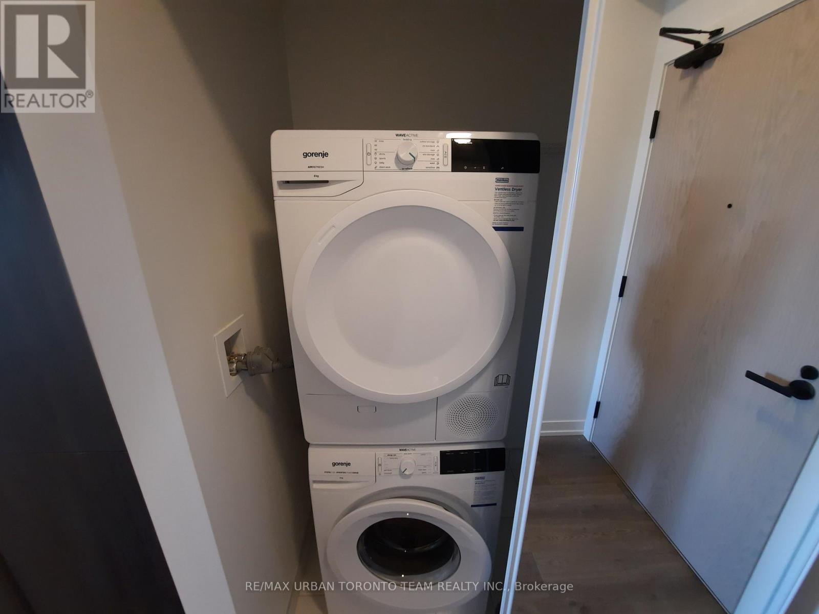 710 - 8 Interchange Way, Vaughan, Ontario  L4K 5Z7 - Photo 10 - N12927874