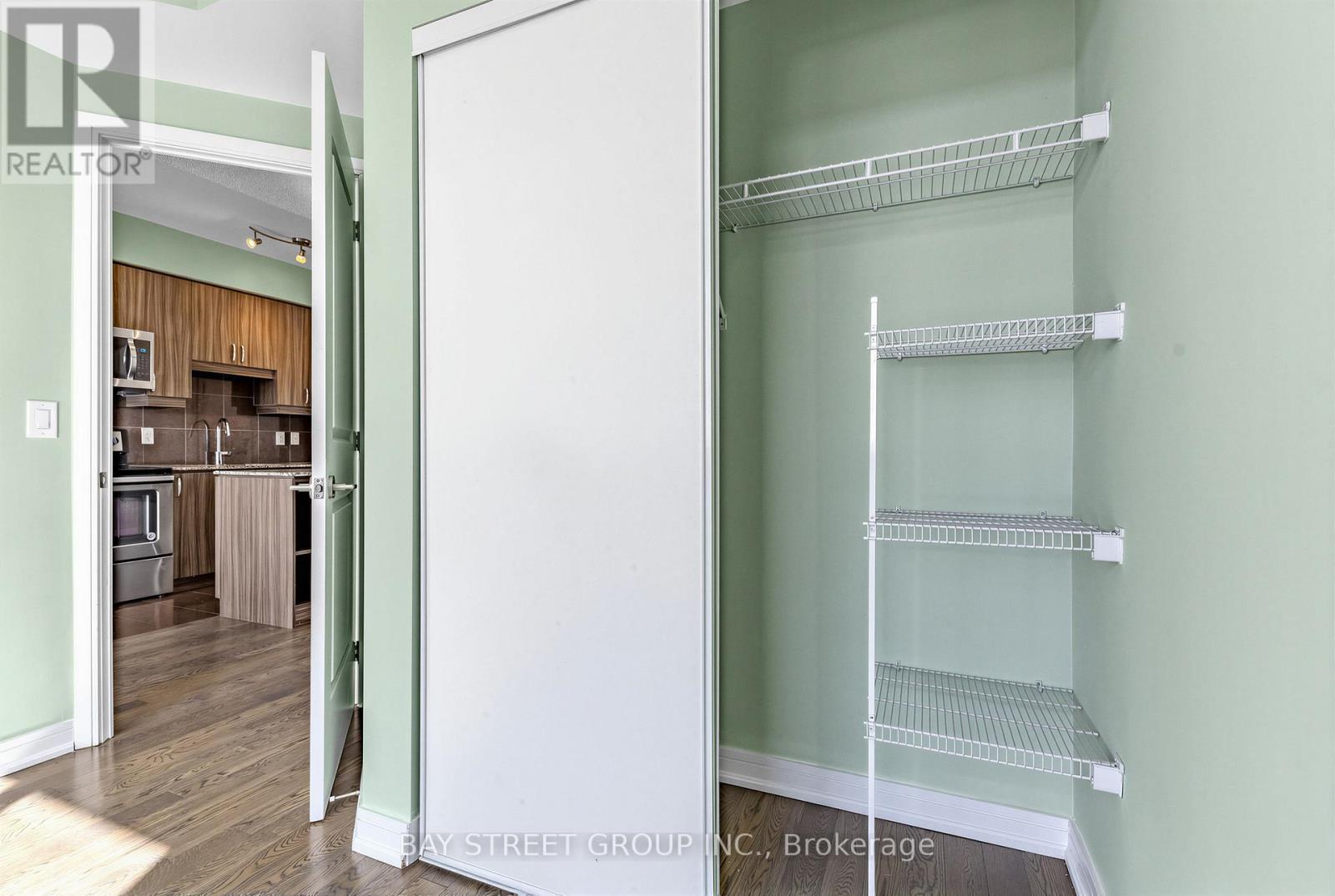 Nw1013 - 9201 Yonge Street, Richmond Hill, Ontario  L4C 1H9 - Photo 17 - N12927902