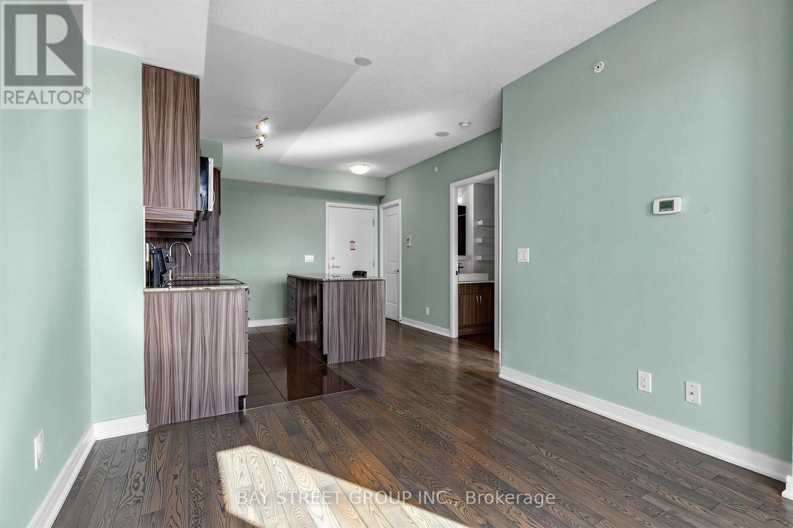 Nw1013 - 9201 Yonge Street, Richmond Hill, Ontario  L4C 1H9 - Photo 6 - N12927902