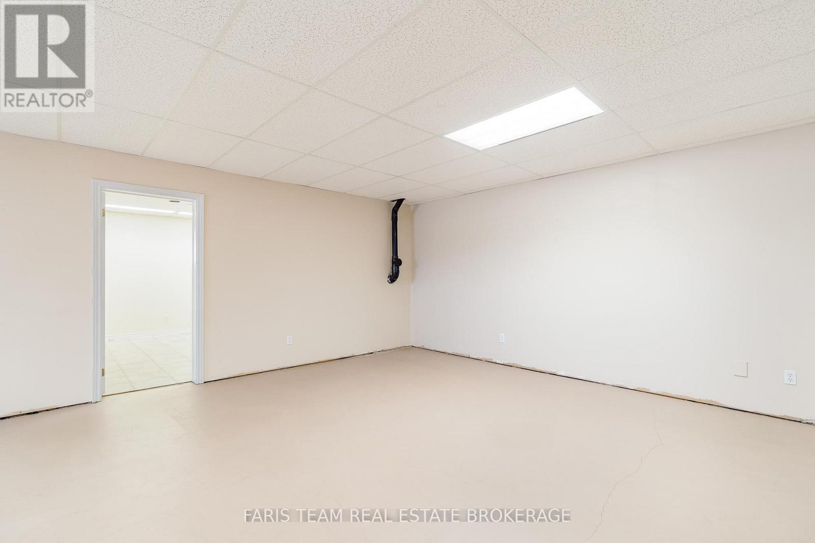 8949 Smith Road, Essa, Ontario  L0M 1T0 - Photo 31 - N12927936