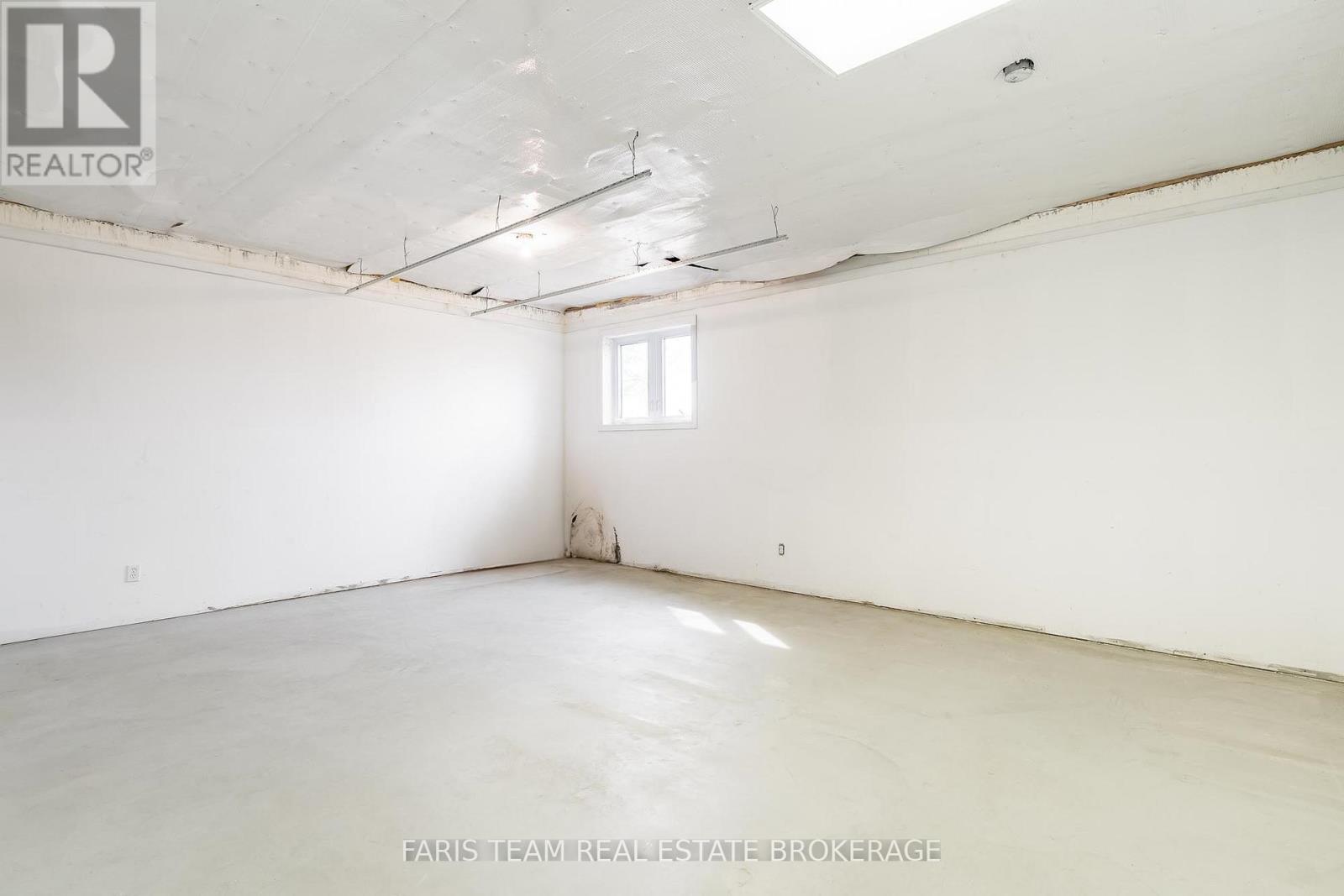 8949 Smith Road, Essa, Ontario  L0M 1T0 - Photo 37 - N12927936