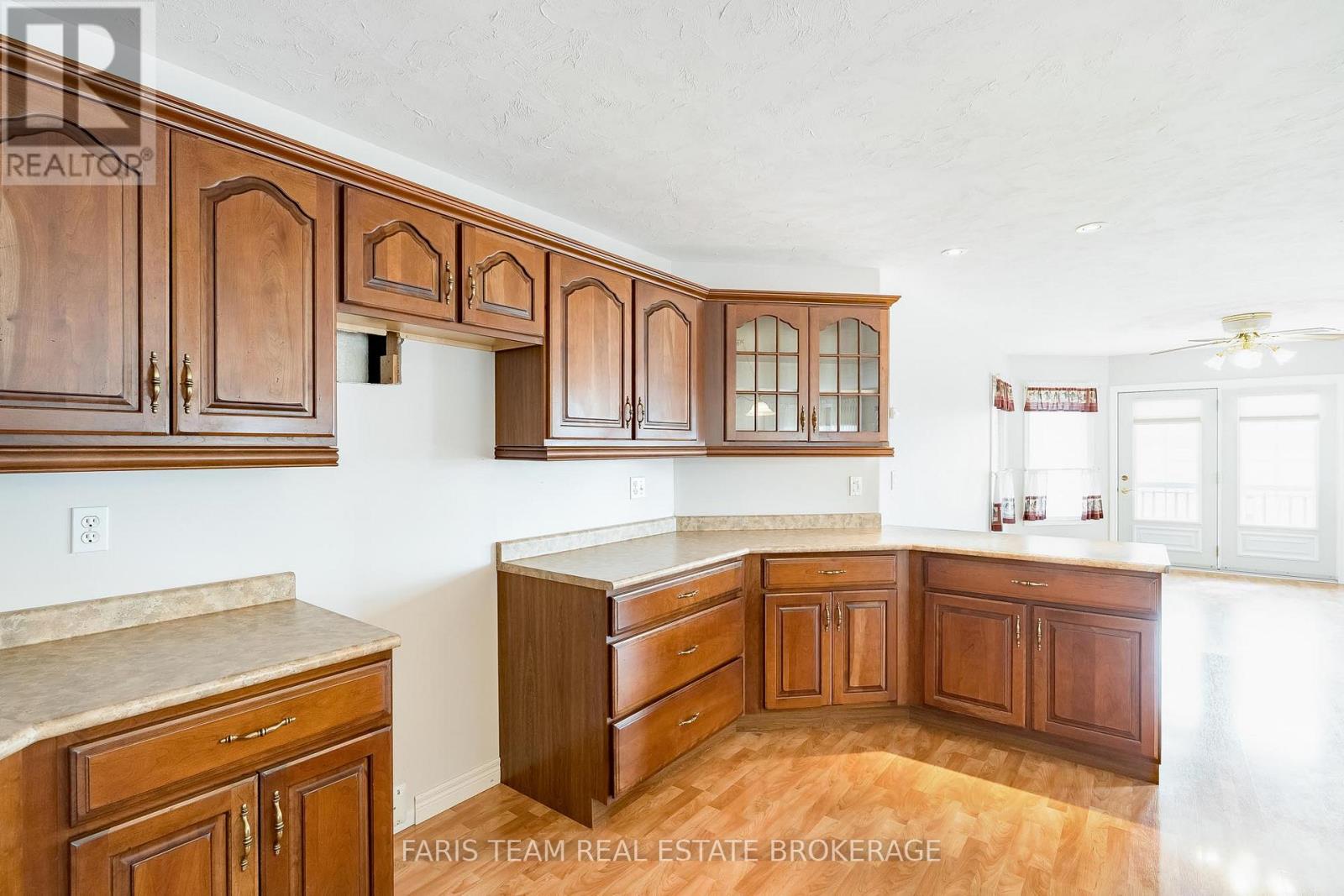 8949 Smith Road, Essa, Ontario  L0M 1T0 - Photo 9 - N12927936