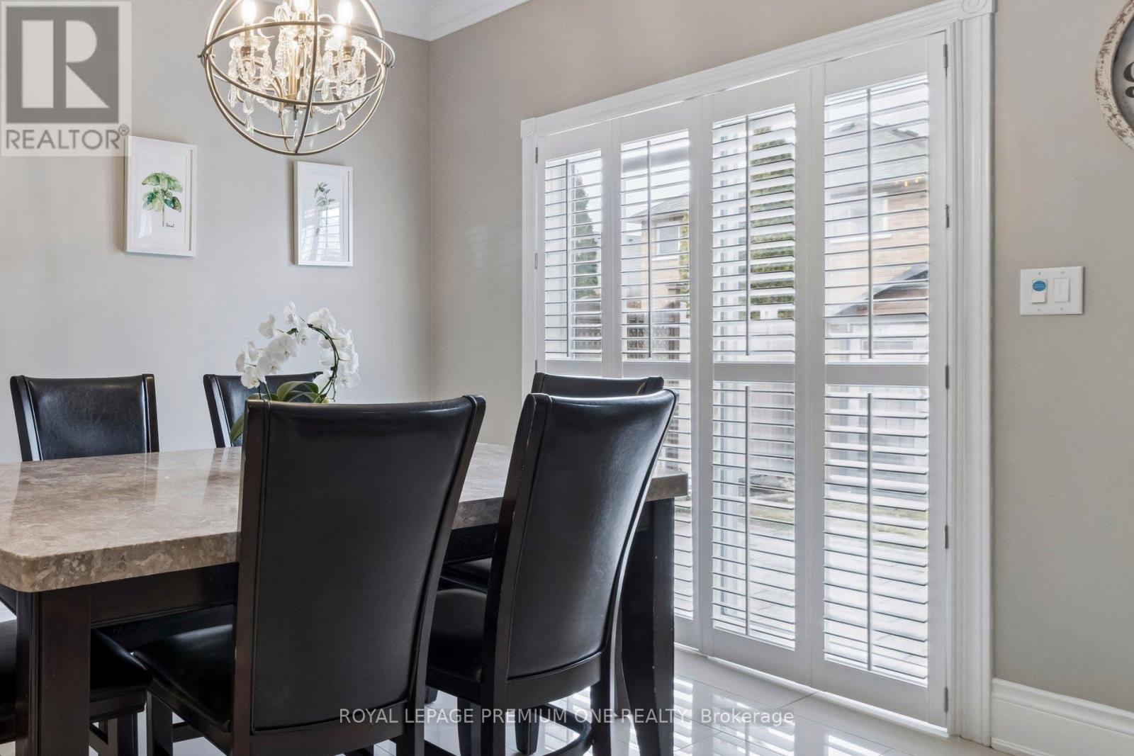 26 Sequoia Road, Vaughan, Ontario  L4H 1W6 - Photo 11 - N12927952