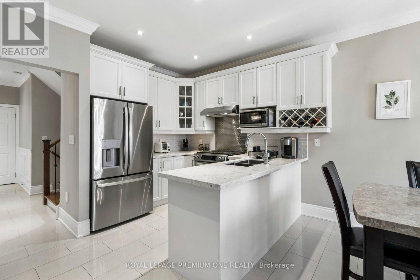 26 Sequoia Road, Vaughan, Ontario  L4H 1W6 - Photo 12 - N12927952