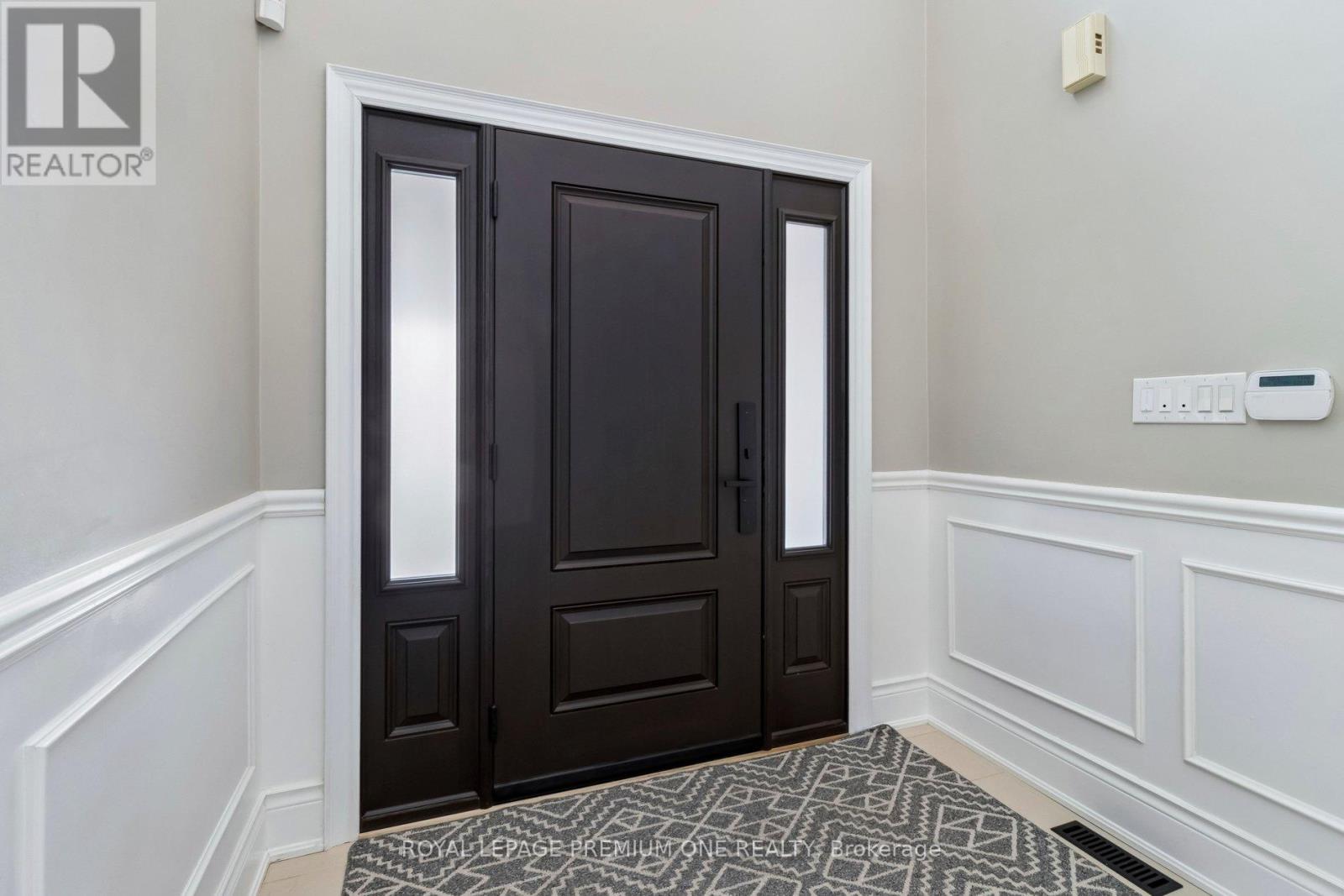 26 Sequoia Road, Vaughan, Ontario  L4H 1W6 - Photo 6 - N12927952