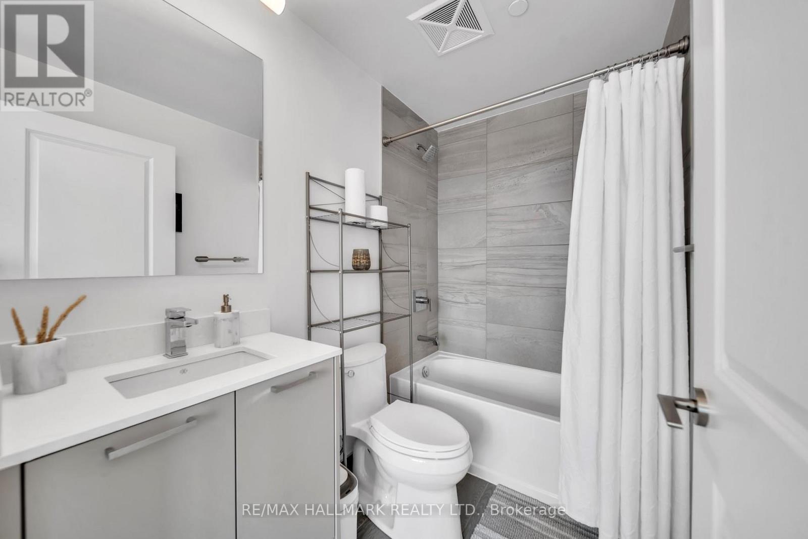 1506 - 120 Eagle Rock Way, Vaughan, Ontario  L6A 5C2 - Photo 14 - N12927974