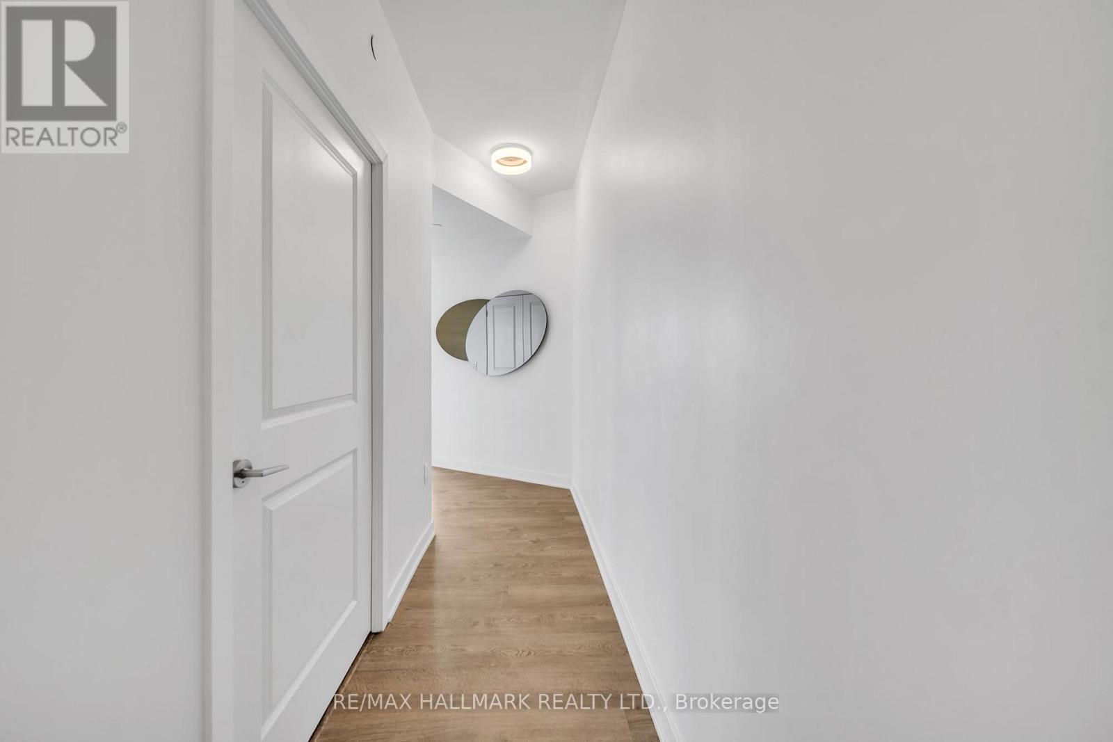 1506 - 120 Eagle Rock Way, Vaughan, Ontario  L6A 5C2 - Photo 4 - N12927974