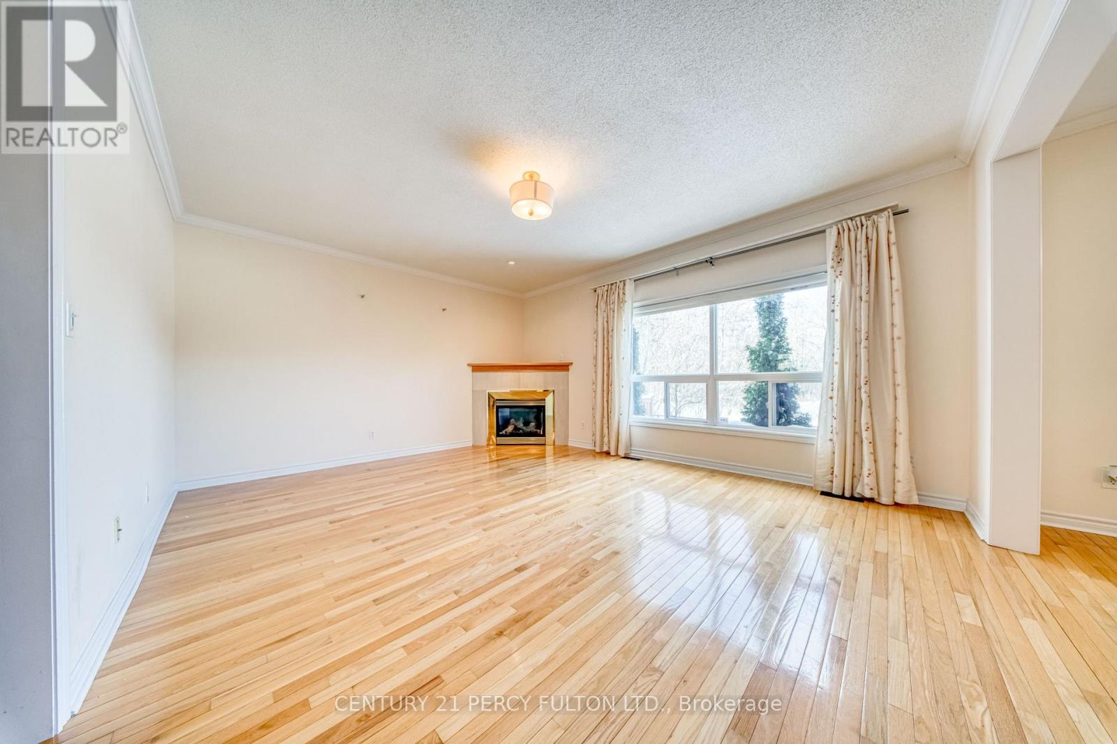 117 Maroon Drive, Richmond Hill, Ontario  L4E 5B7 - Photo 12 - N12928050