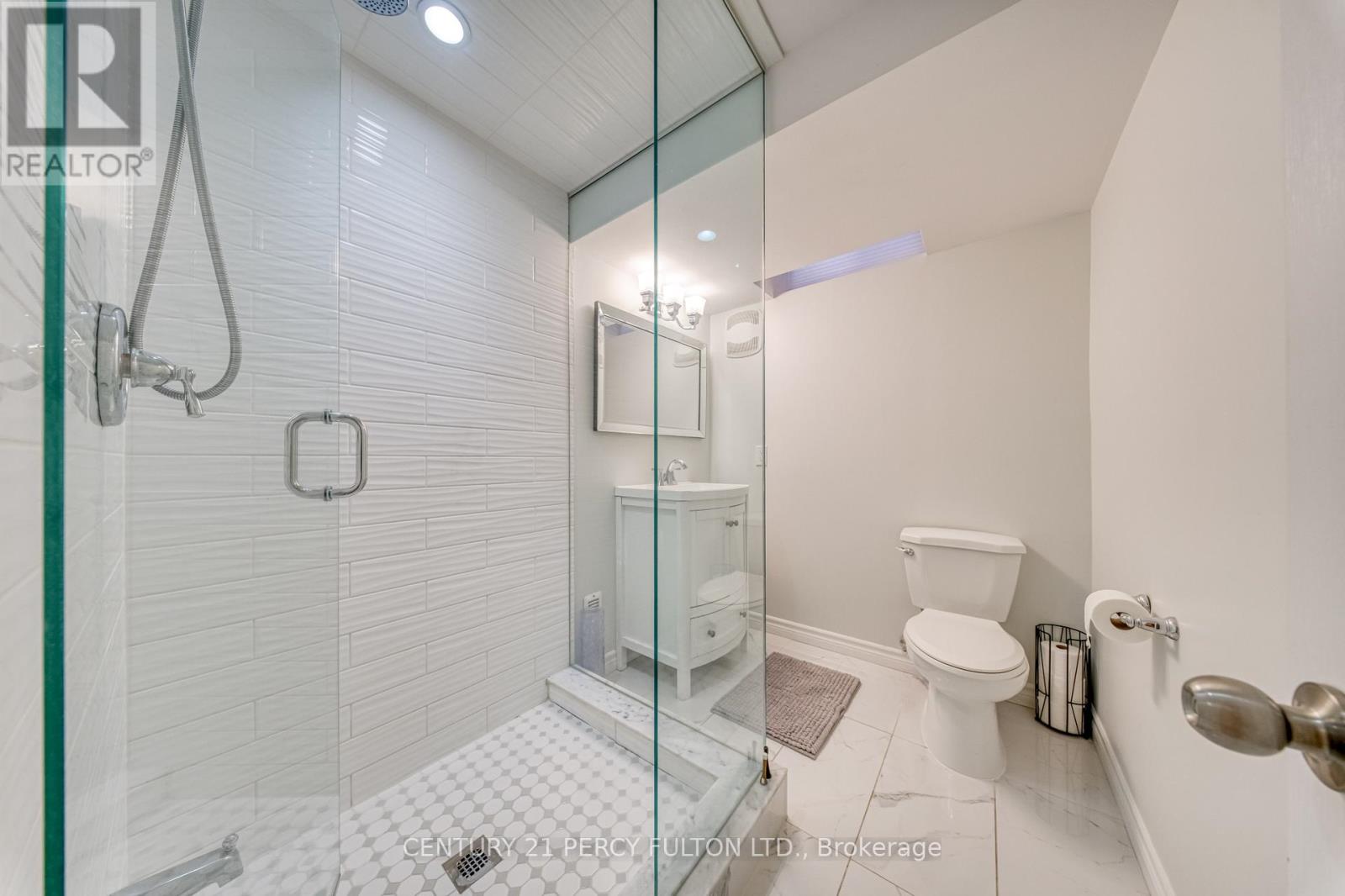 117 Maroon Drive, Richmond Hill, Ontario  L4E 5B7 - Photo 39 - N12928050