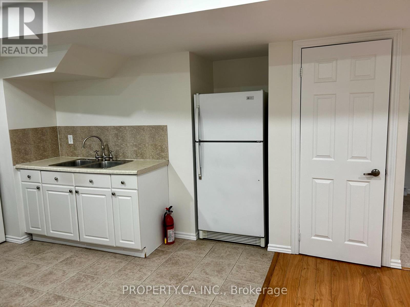 Basement - 144 Rockwood Crescent, Vaughan, Ontario  L4J 7W1 - Photo 3 - N12928054