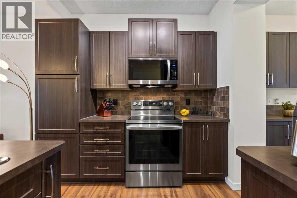 1303 New Brighton Park Se, Calgary, Alberta  T2Z 0Y2 - Photo 8 - A2293936