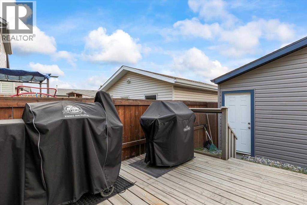 1303 New Brighton Park Se, Calgary, Alberta  T2Z 0Y2 - Photo 35 - A2293936
