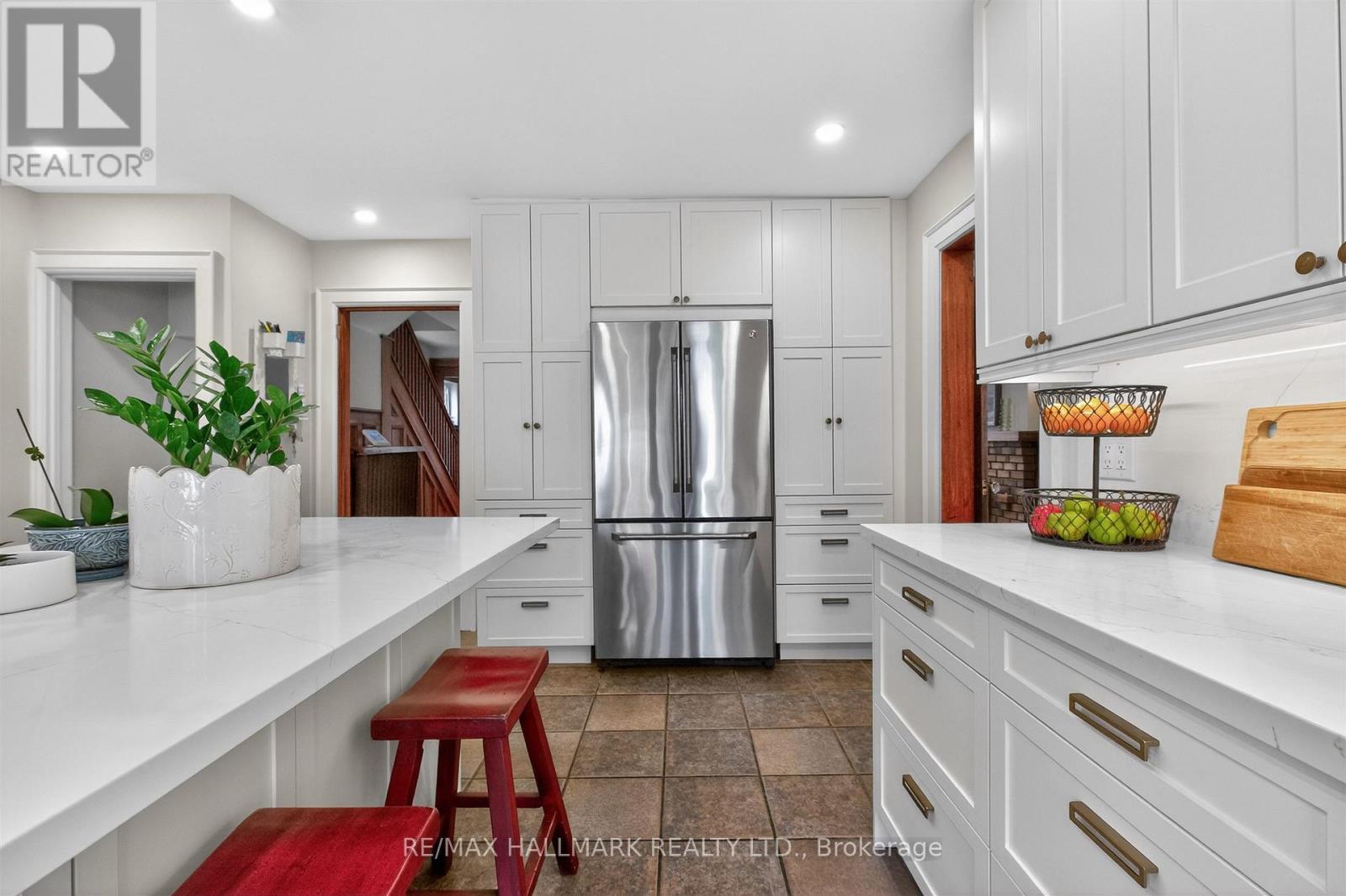 336 Glen Manor Drive, Toronto, Ontario  M4E 2X7 - Photo 17 - E12923970