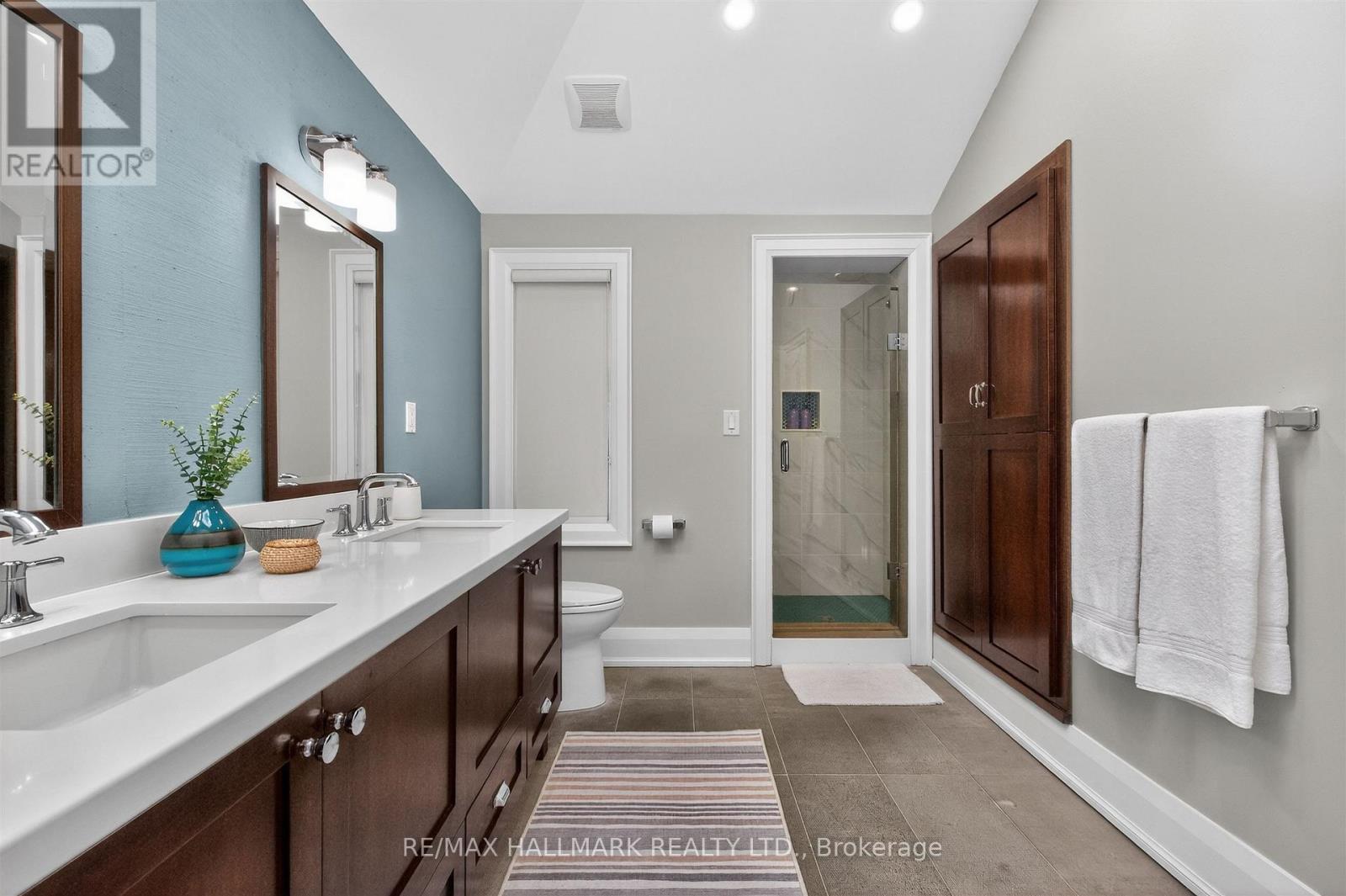 336 Glen Manor Drive, Toronto, Ontario  M4E 2X7 - Photo 23 - E12923970