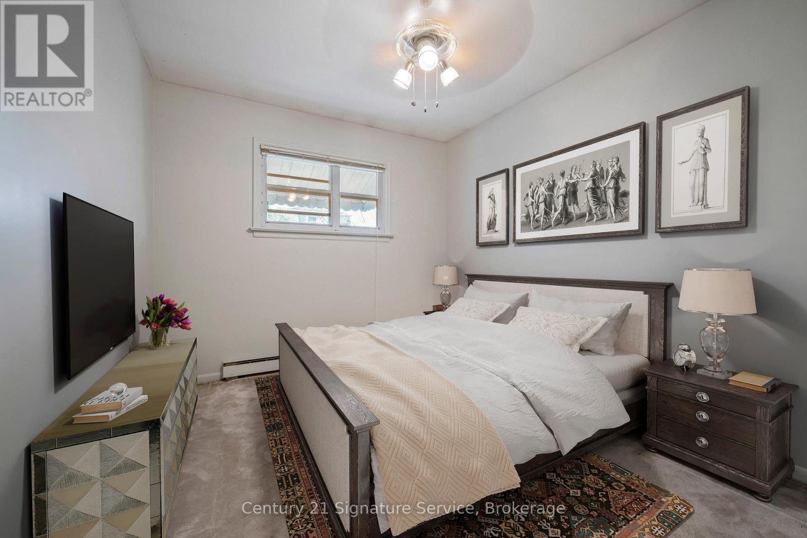 83 Elma Street, Toronto, Ontario  M8V 1X9 - Photo 13 - W12927776