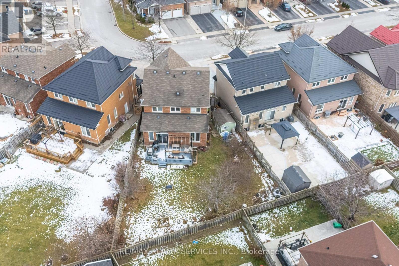 31 Seahorse Avenue, Brampton, Ontario  L6V 4N7 - Photo 40 - W12927782