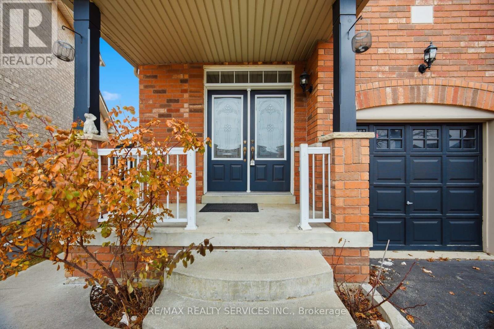 31 Seahorse Avenue, Brampton, Ontario  L6V 4N7 - Photo 6 - W12927782